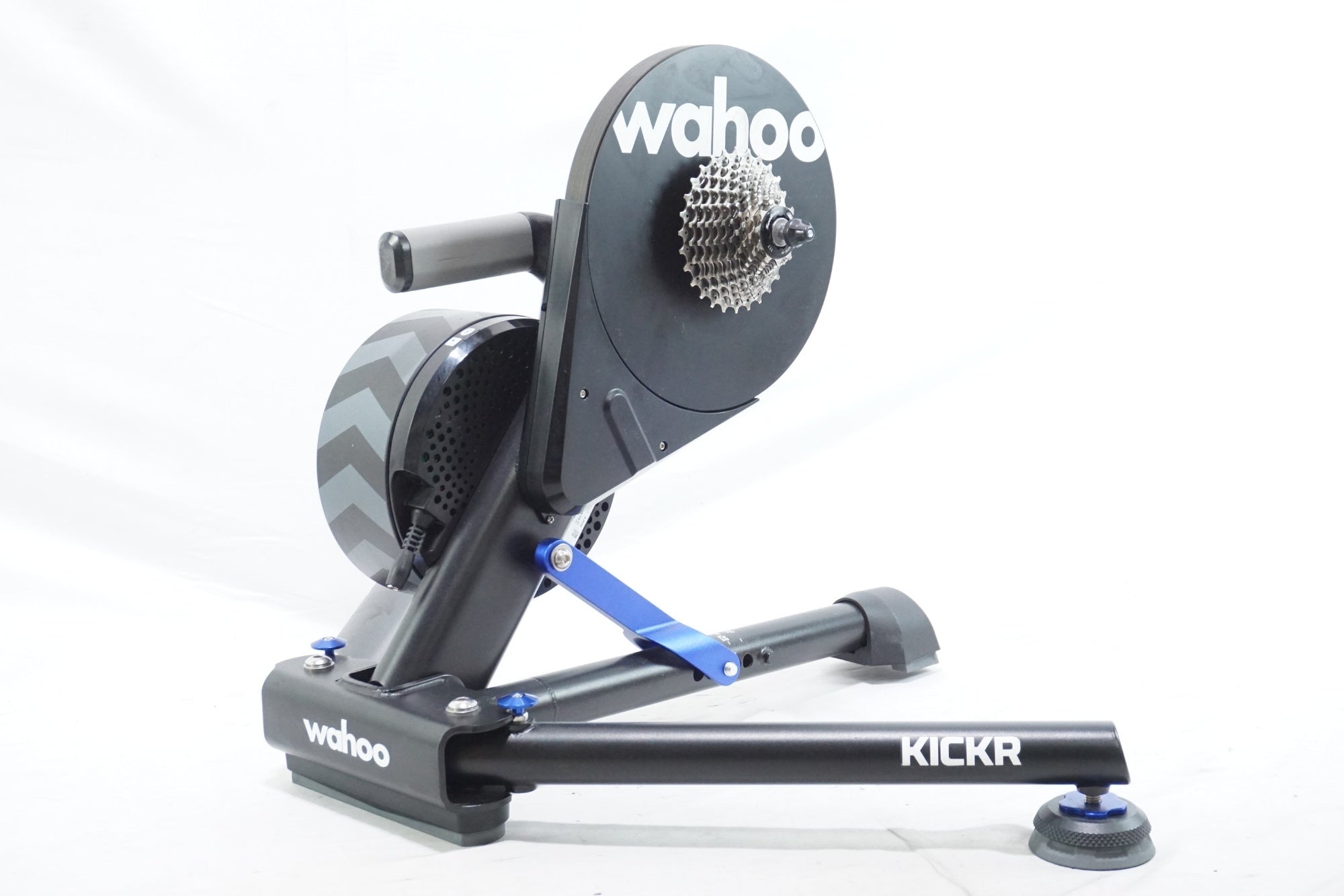 WAHOO 「ワフー」 KICKR V5 WF113 サイクルトレーナー / 中目黒店