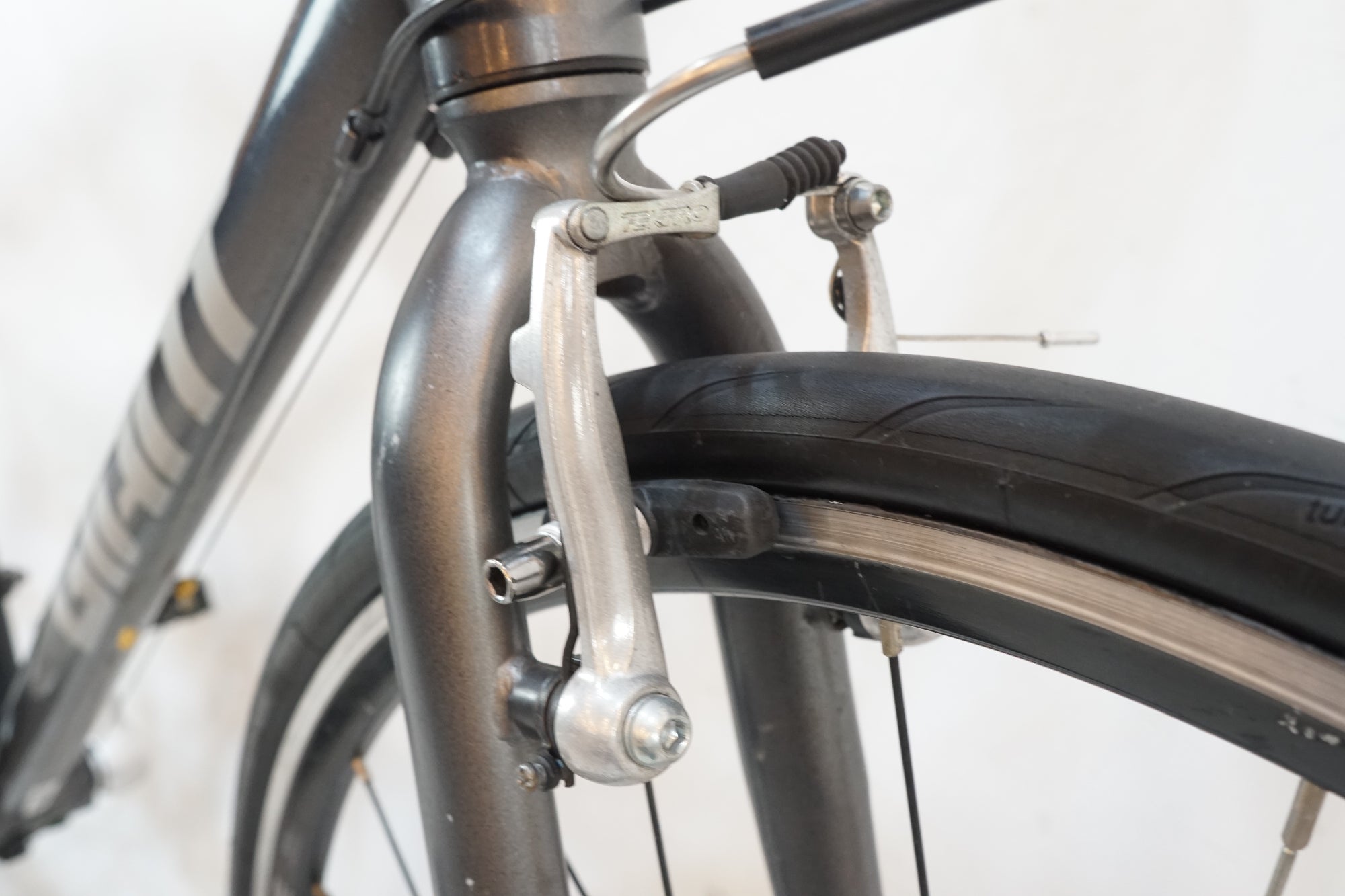 GIANT 「ジャイアント」 ESCAPE R3 MS 2022年モデル クロスバイク / バイチャリ浦和ベース