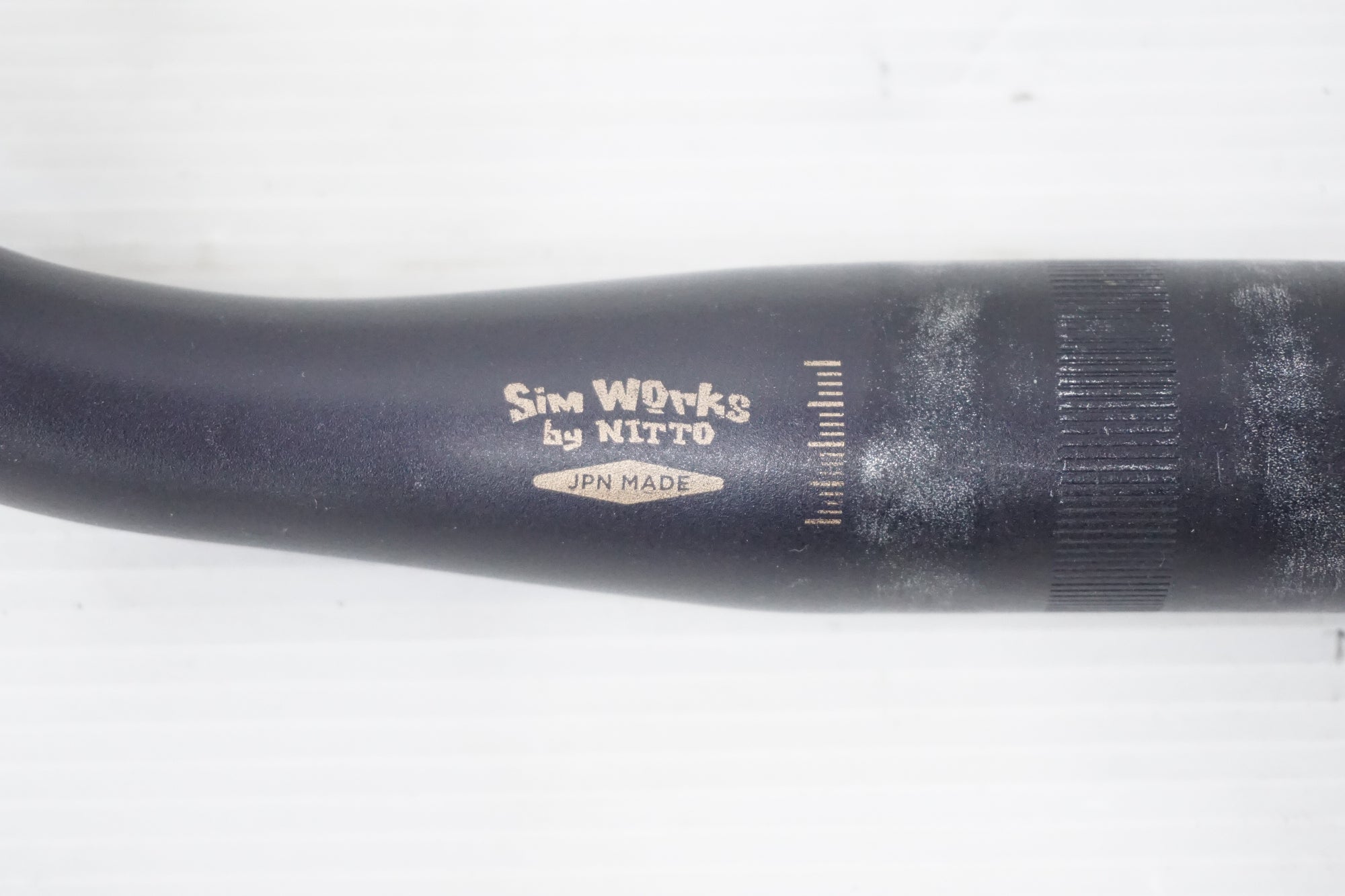 SIMWORKS 「シムワークス」 BY NITTO COWCOW Φ31.8 750mm ハンドル / 奈良店
