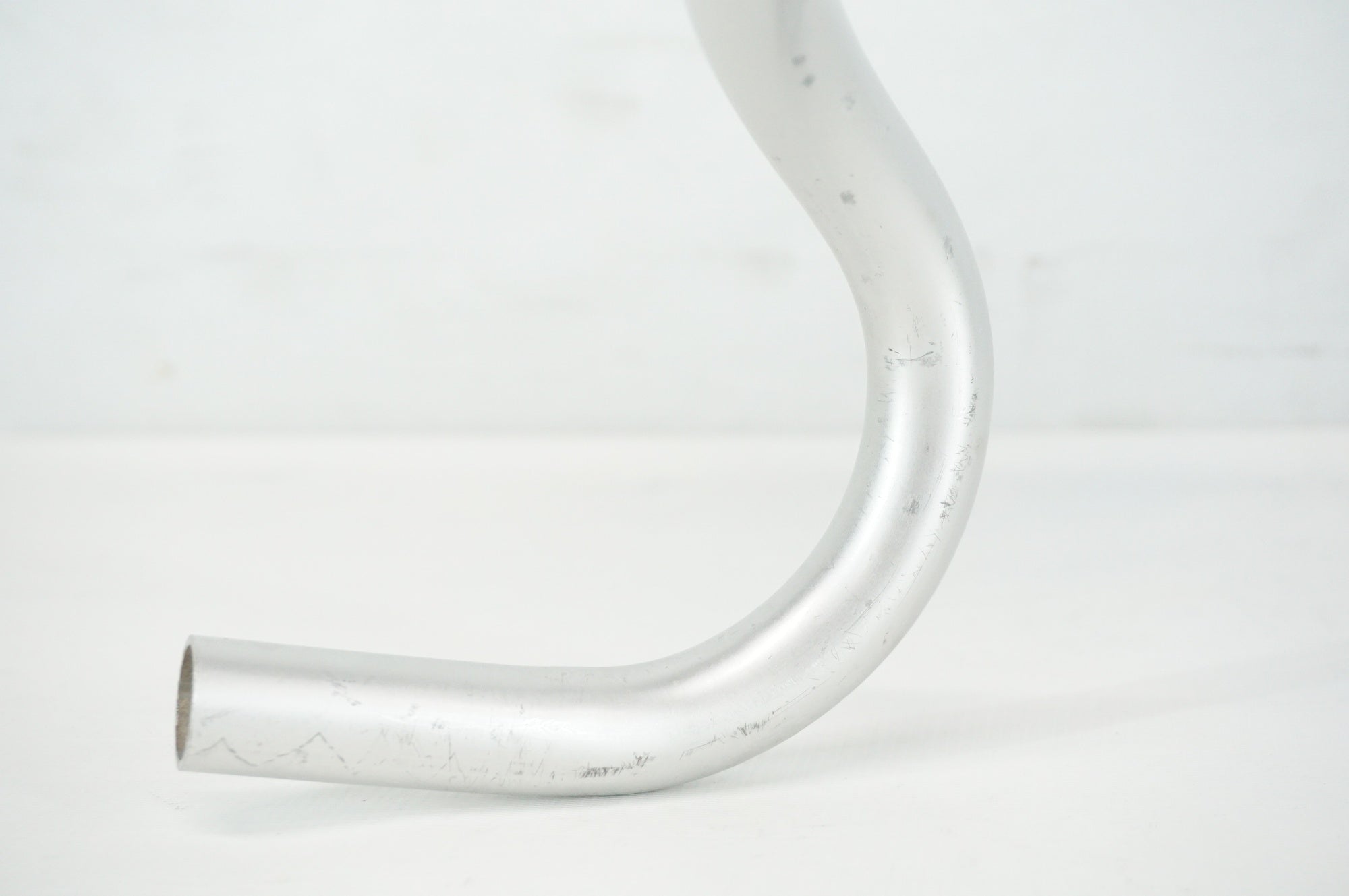 CINELLI 「チネリ」 CRITERIUM Φ26.4 380mm ハンドル / 阪急塚口店
