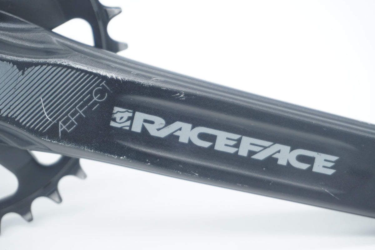 RACE FACE AEFFECT クランク Race face Aeffect 24 mm クランク, 黒 | Bikeinn
