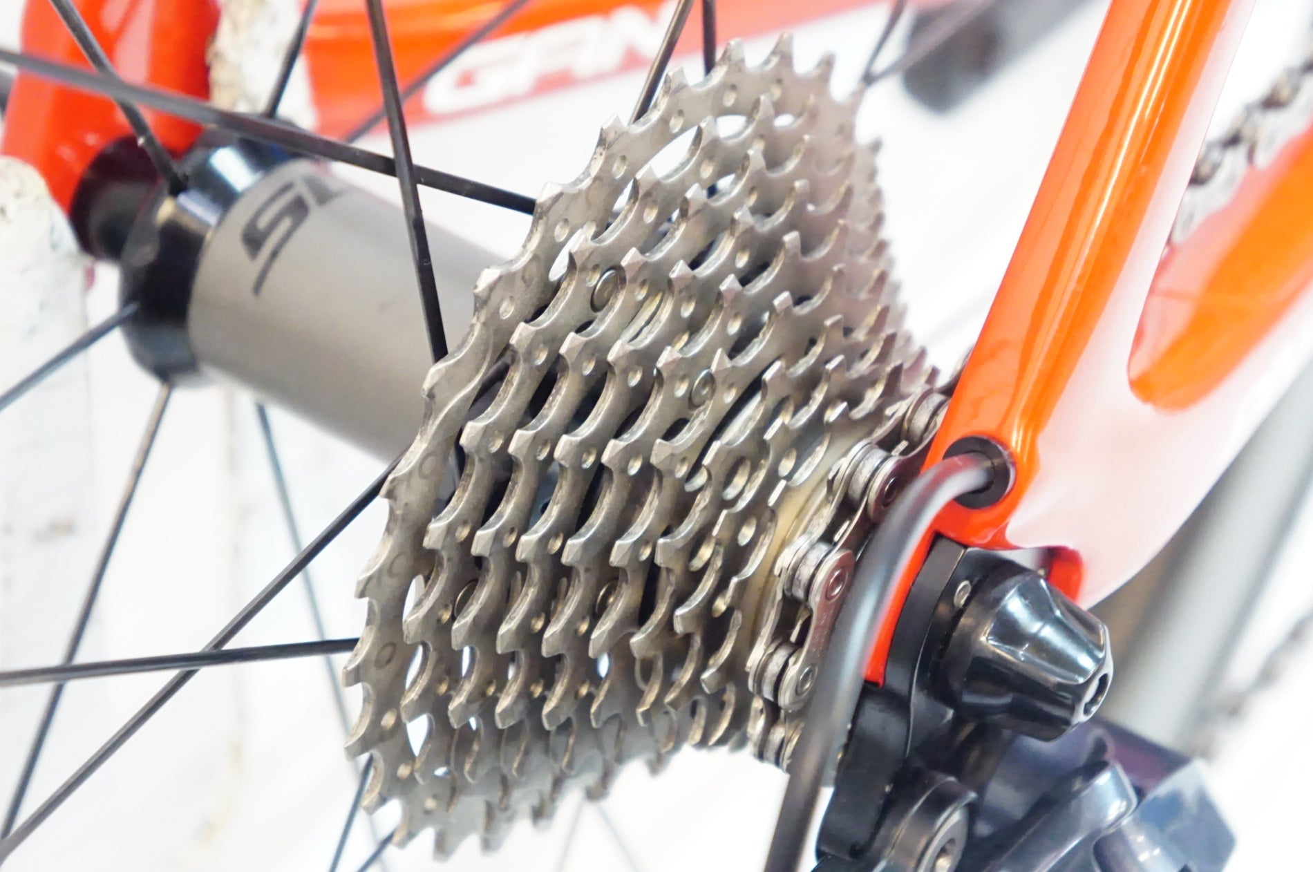 PINARELLO 「ピナレロ」 GAN ULTEGRA 2020年頃 ロードバイク / 熊谷本店