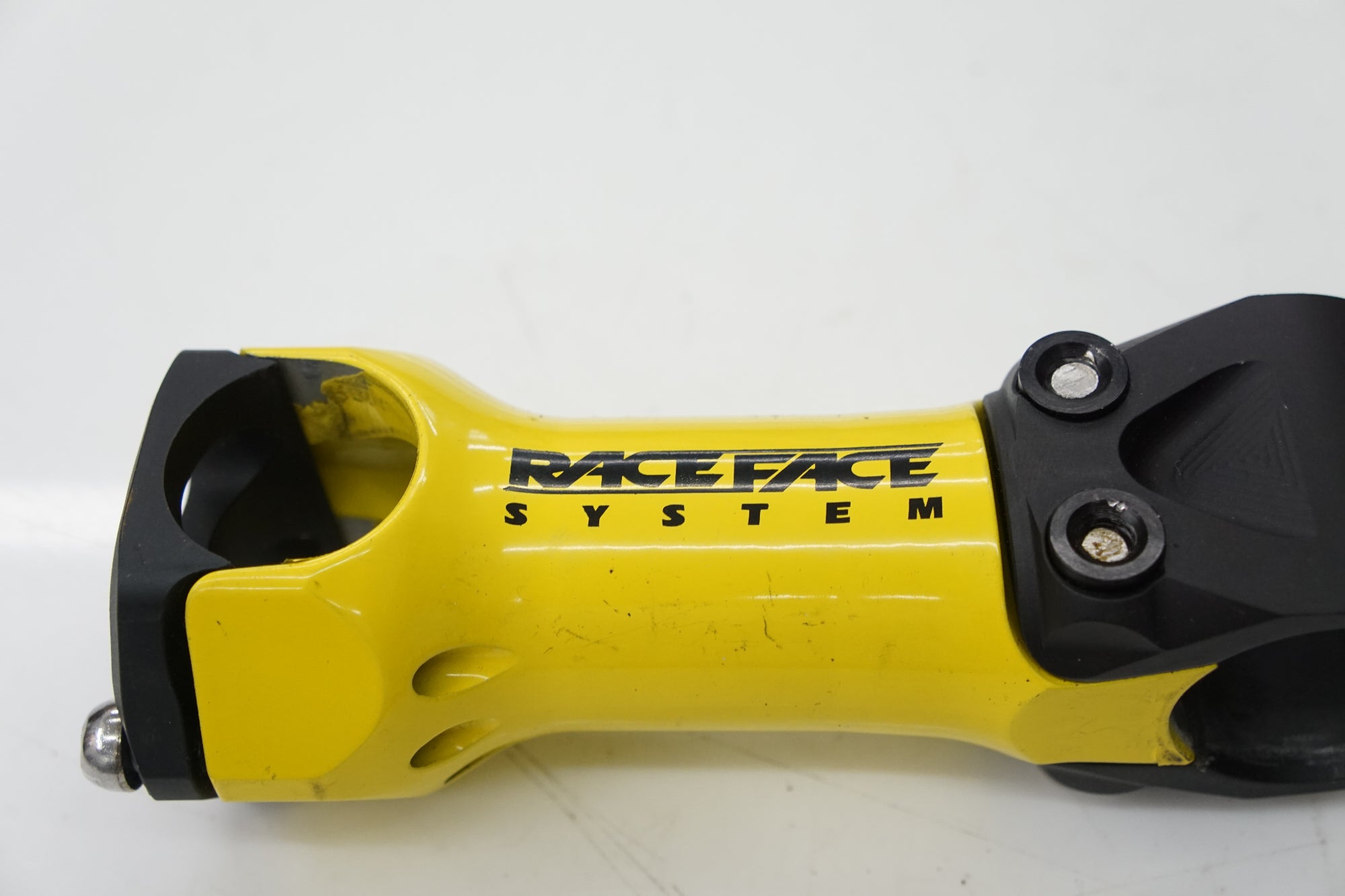 RACEFACE 「レースフェイス」 SYSTEM φ25.4 110mm ステム / バイチャリ浦和ベース