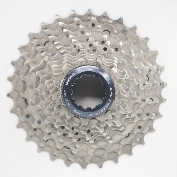 SHIMANO 「シマノ」 ULTEGRA CS-R8000 11-30T スプロケット / 阪急塚口
