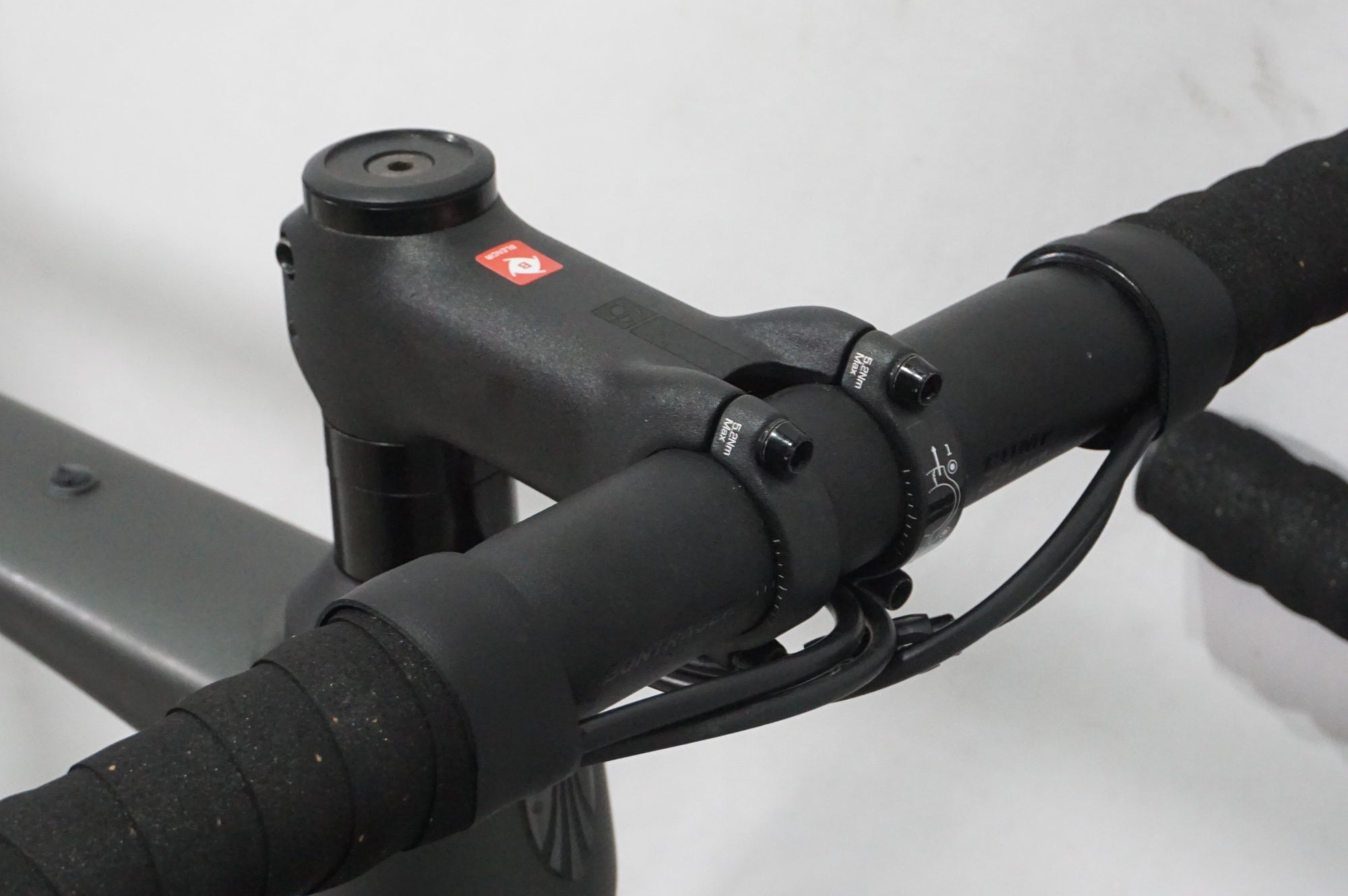 TREK 「トレック」 DOMANE AL4 GEN4 2024年モデル ロードバイク / AKIBA店