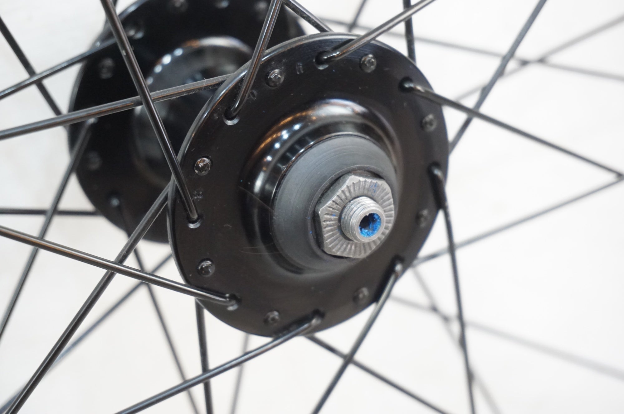 BONTRAGER 「ボントレガー」 TLR シマノ8-10S ホイールセット / 浦和