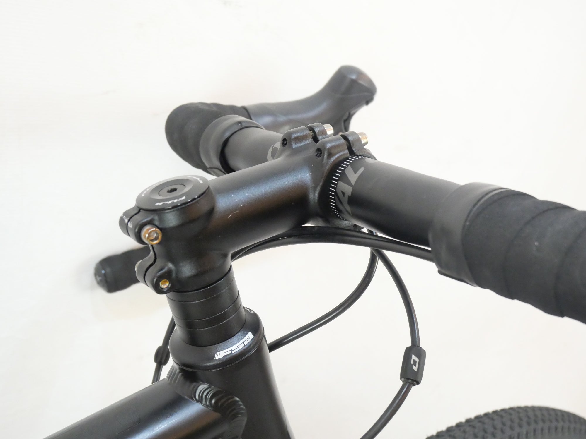 jari jariページ FUJI JARI 1.3 GRX 46 2025 24JRG3CH46 | 自転車、ゴルフ