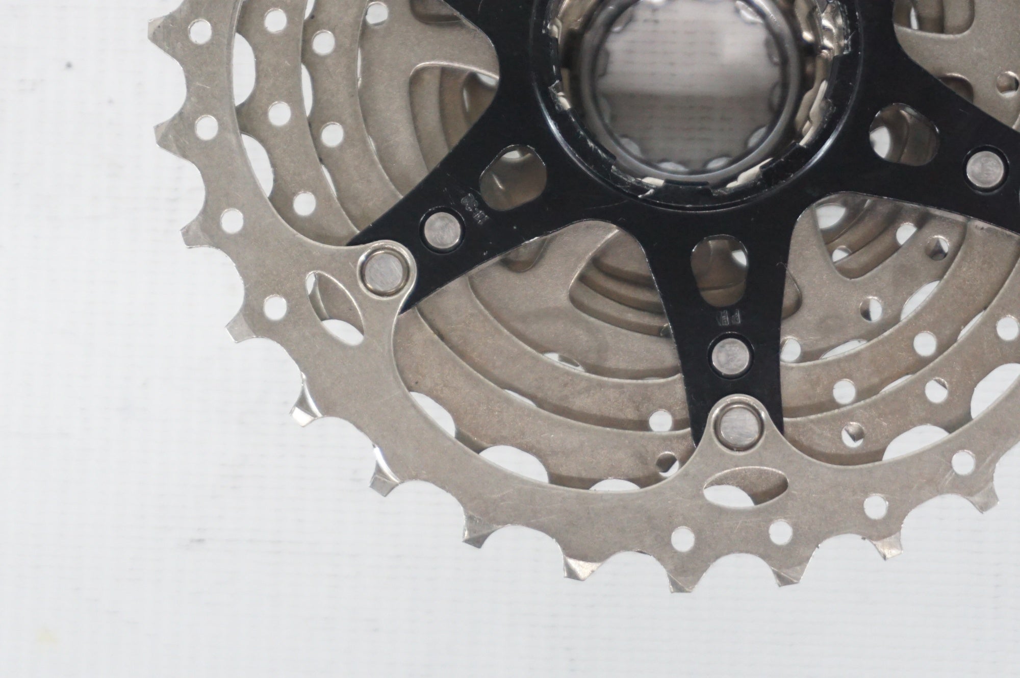 SHIMANO 「シマノ」 105 CS-5800 11-32T スプロケット / 阪急塚口店