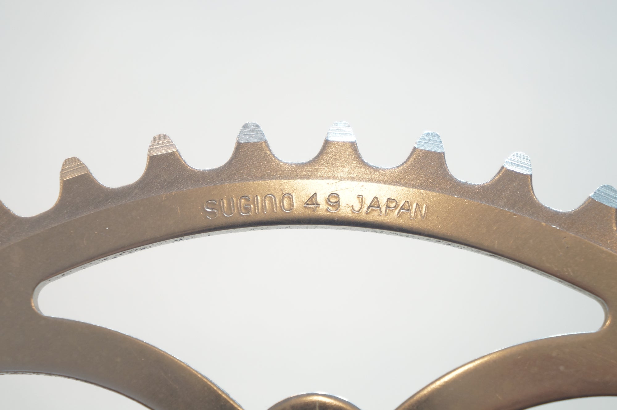 SUGINO 「スギノ」 PRO DYNAMIC 49T チェーンリング / バイチャリ浦和ベース