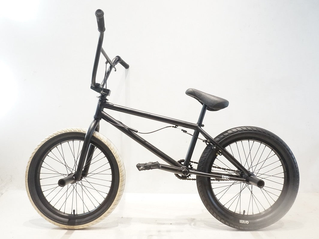 FLYBIKES 「フライバイクス」 OMEGA 2019年モデル BMX / 横浜戸塚店