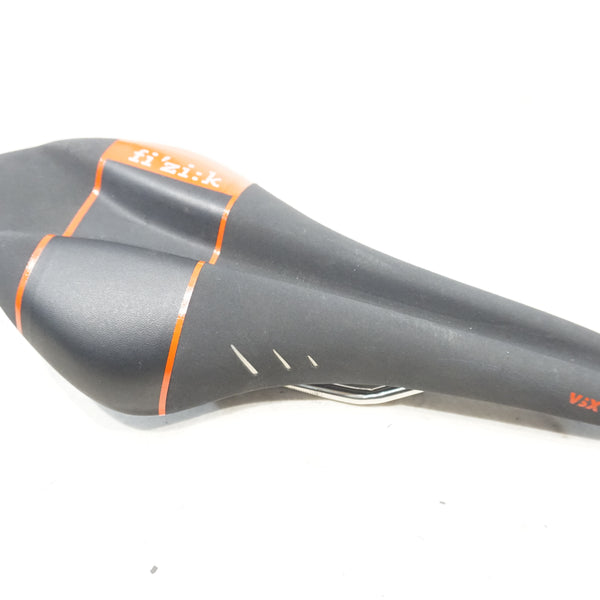 FIZIK 「フィジーク」 ARIONE VSX KIUMレール サドル / 横浜戸塚店