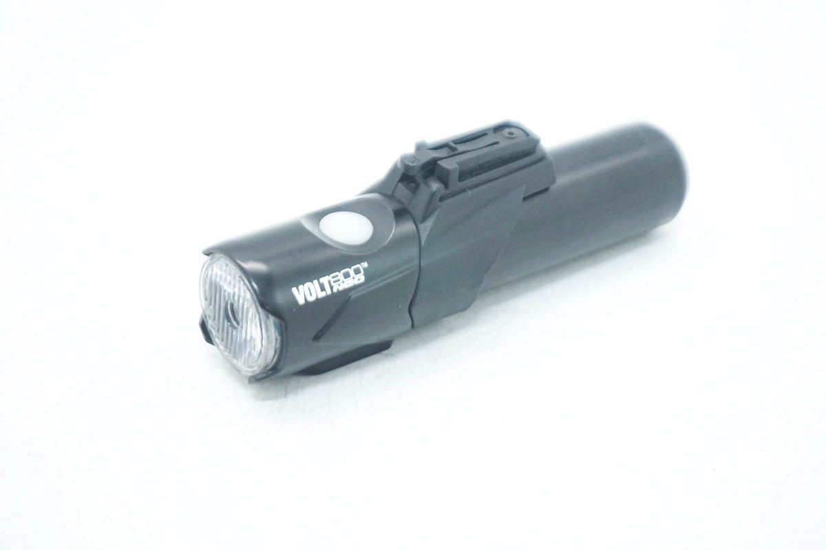 CATEYE 「キャットアイ」 VOLT800 NEO フロントライト / 大阪門真店