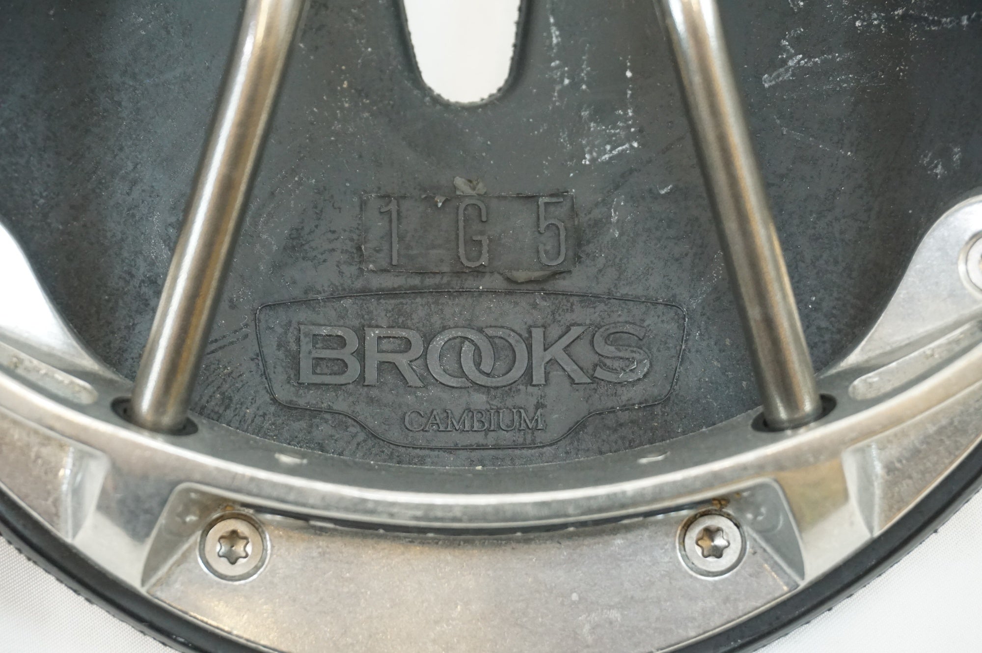 BROOKS 「ブルックス」 カンビウム C17 サドル / 有明ガーデン店