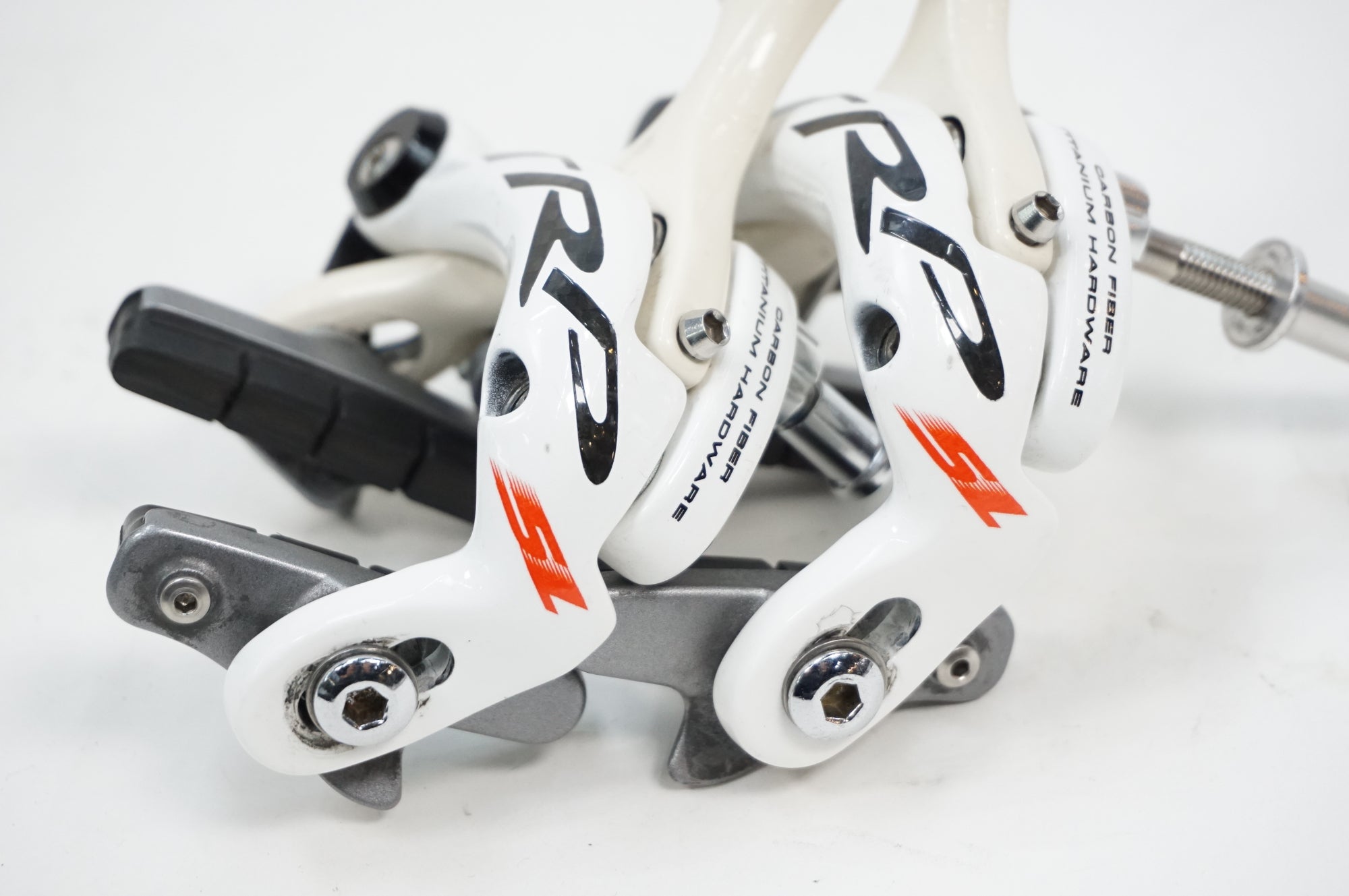 TRP 「ティーアールピー」 CARBON FIBER TITANIUM HARD WARE