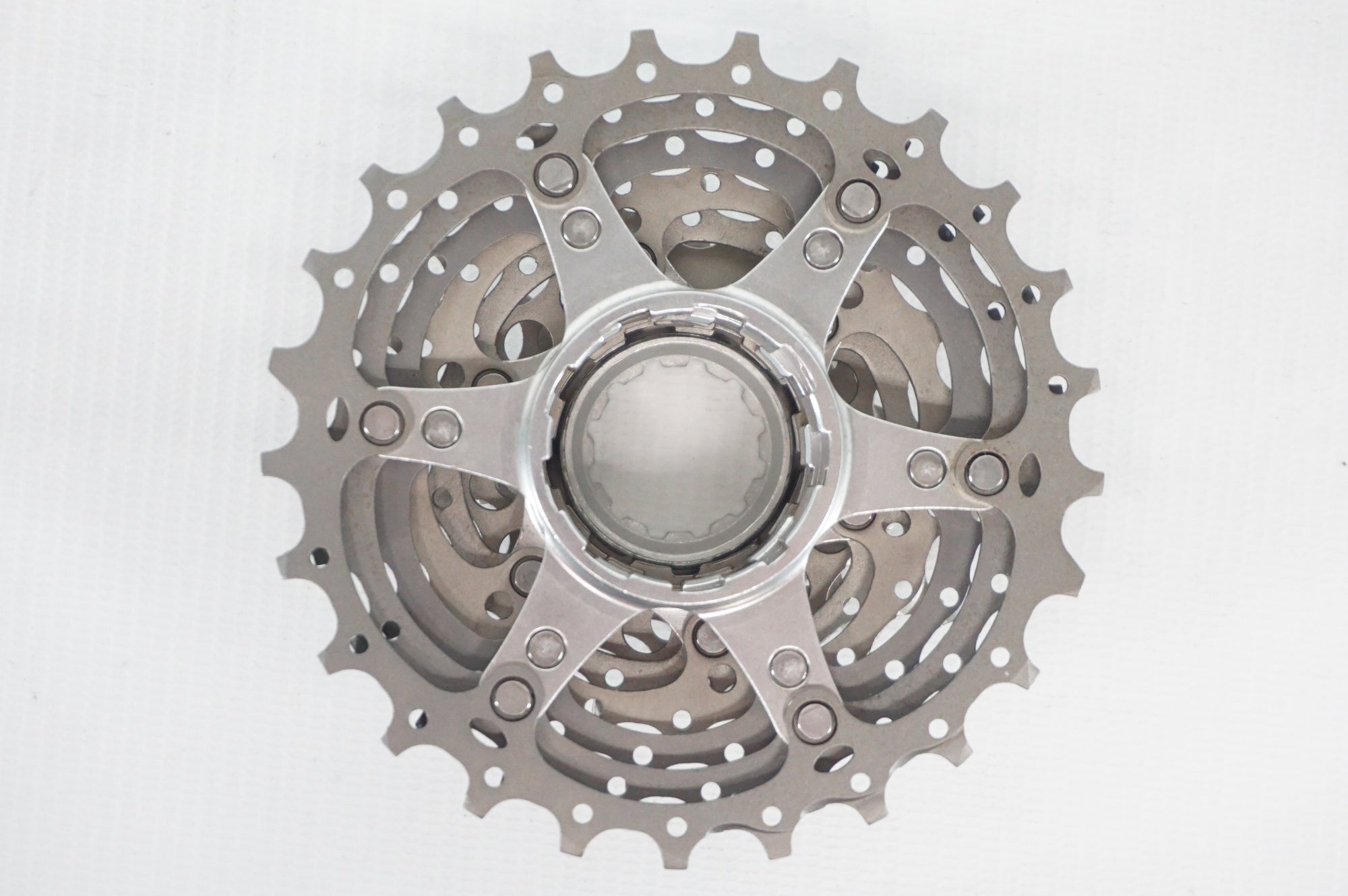 SHIMANO 「シマノ」 DURA-ACE CS-7700 9S 12-25T スプロケット / 阪急