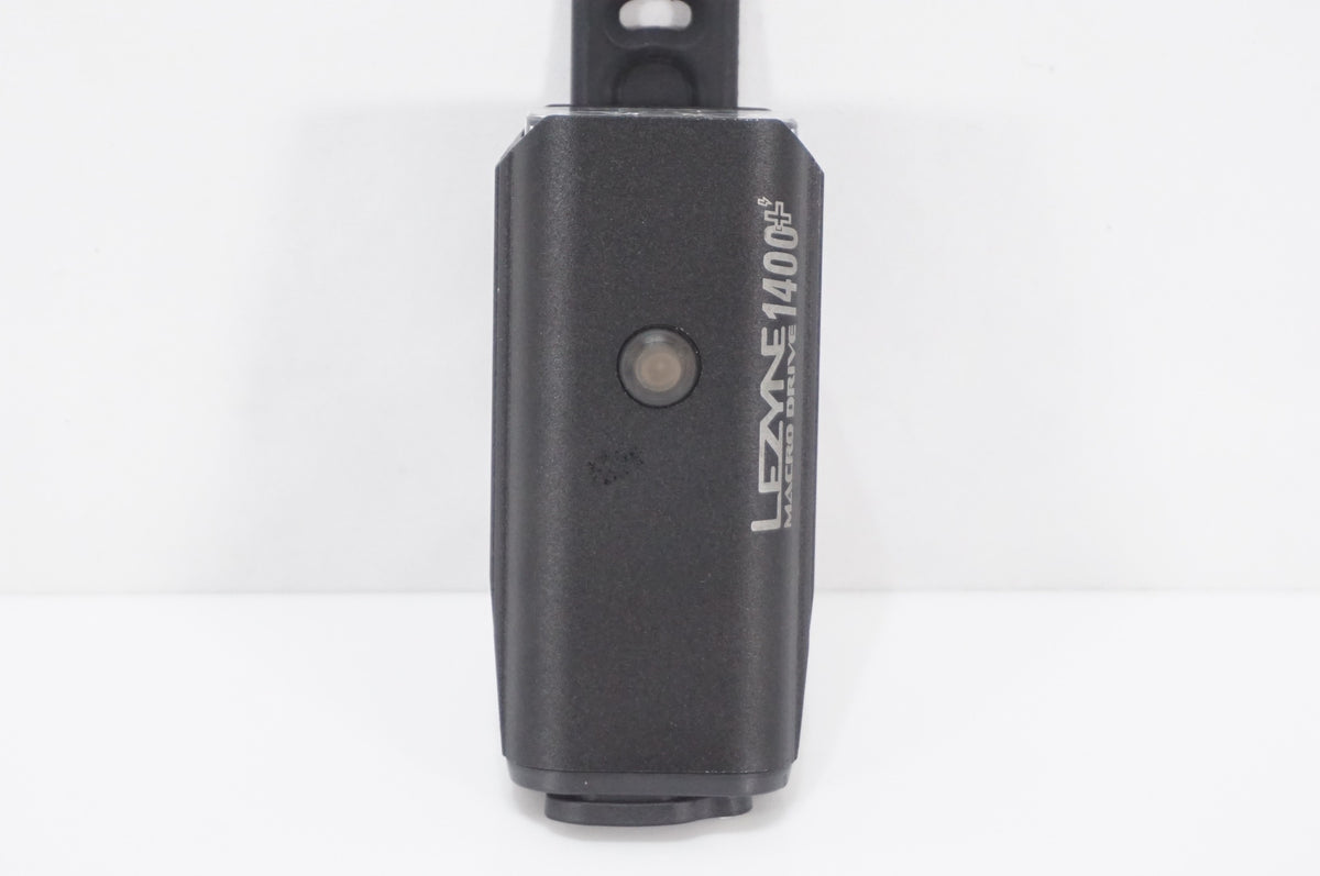 LEZYNE 「レザイン」 MACRO DRIVE 1400+ フロントライト / AKIBA店