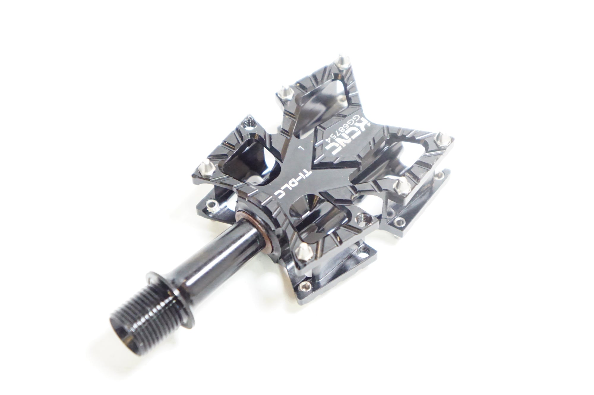 KCNC 「ケーシーエヌシー」 KYREX SLIM ROAD PLATFORM (チタン