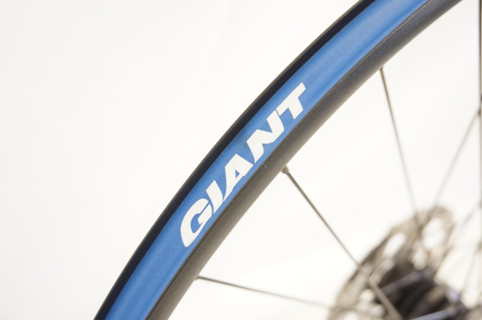MAVIC 「マビック」 XC821 ハブダイナモ付 フロントホイール