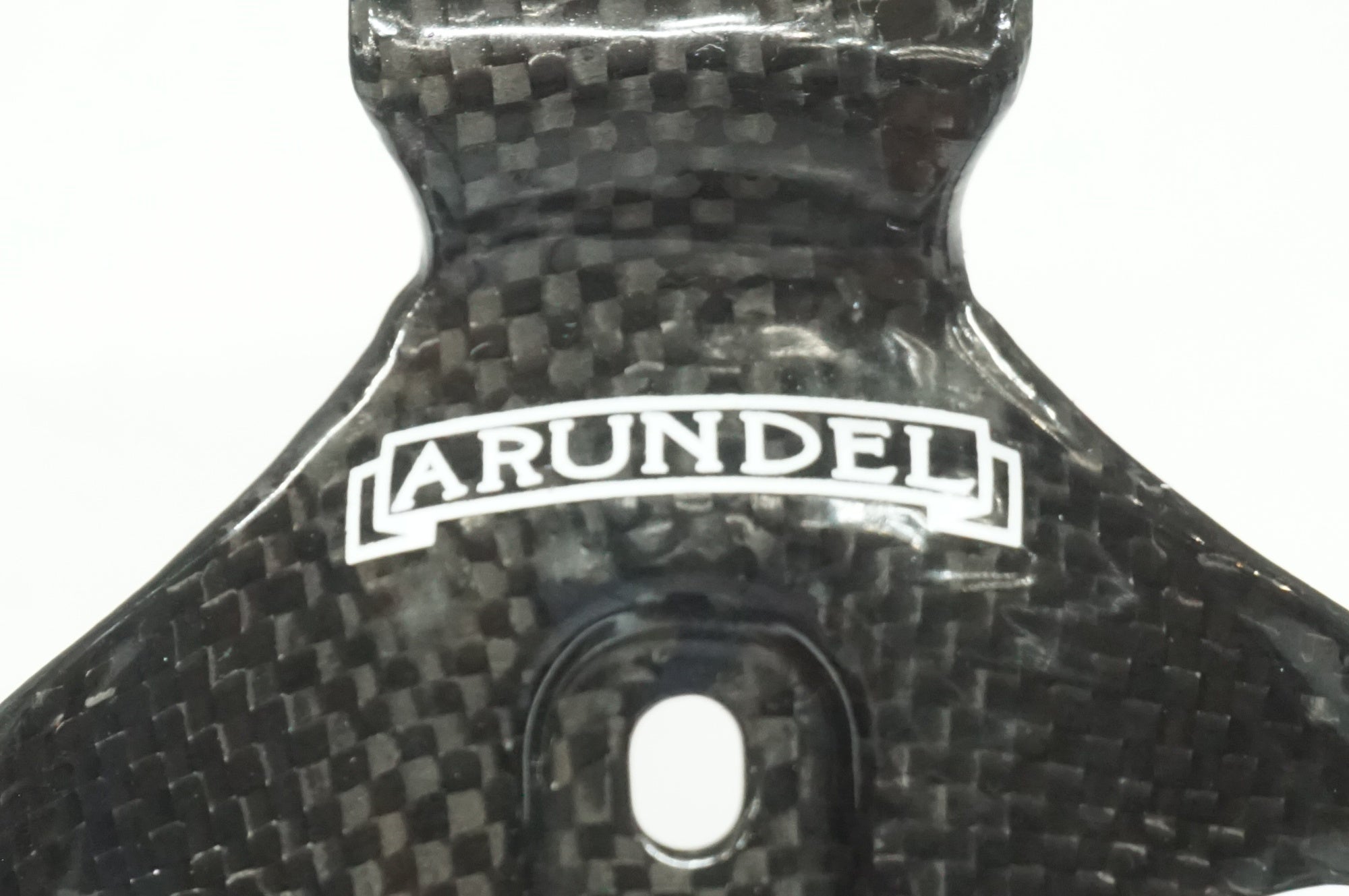 ARUNDEL 「アランデル」 カーボン ボトルケージセット / 大宮店