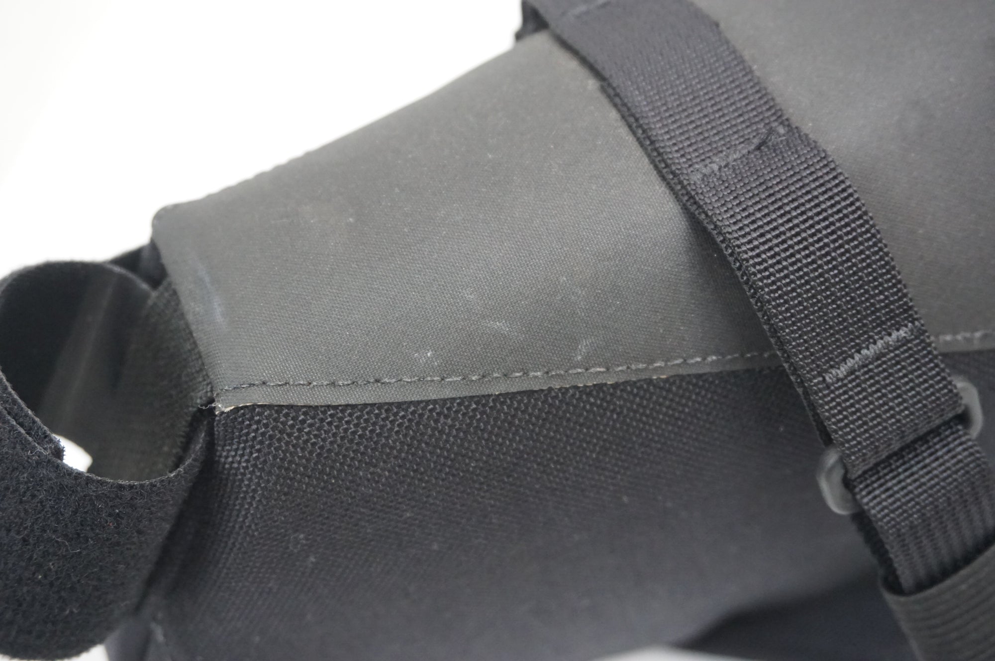 OUTER SHELL 「アウターシェル」 SEATPACK サドルバッグ / 福岡店
