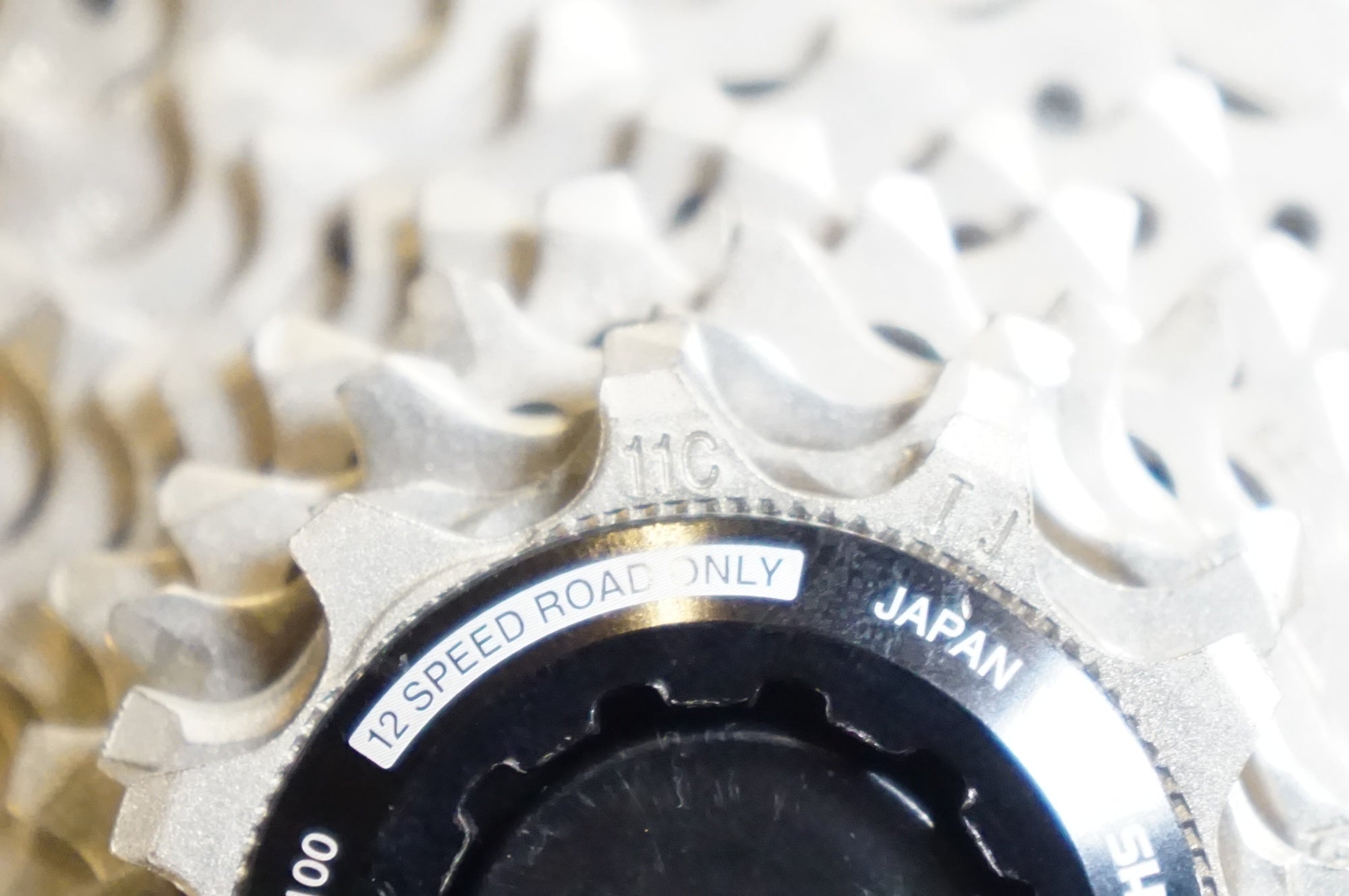 SHIMANO 「シマノ」 ULTEGRA CS-R8100 11-30T スプロケット / 熊谷本店