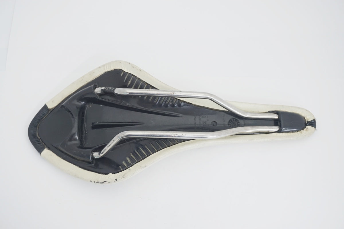 fizik フィジーク ARIONE 2個セット 中古品 FIZIK 「フィジーク」 ARIONE サドル / 京都八幡店 ｜ バイチャリ公式
