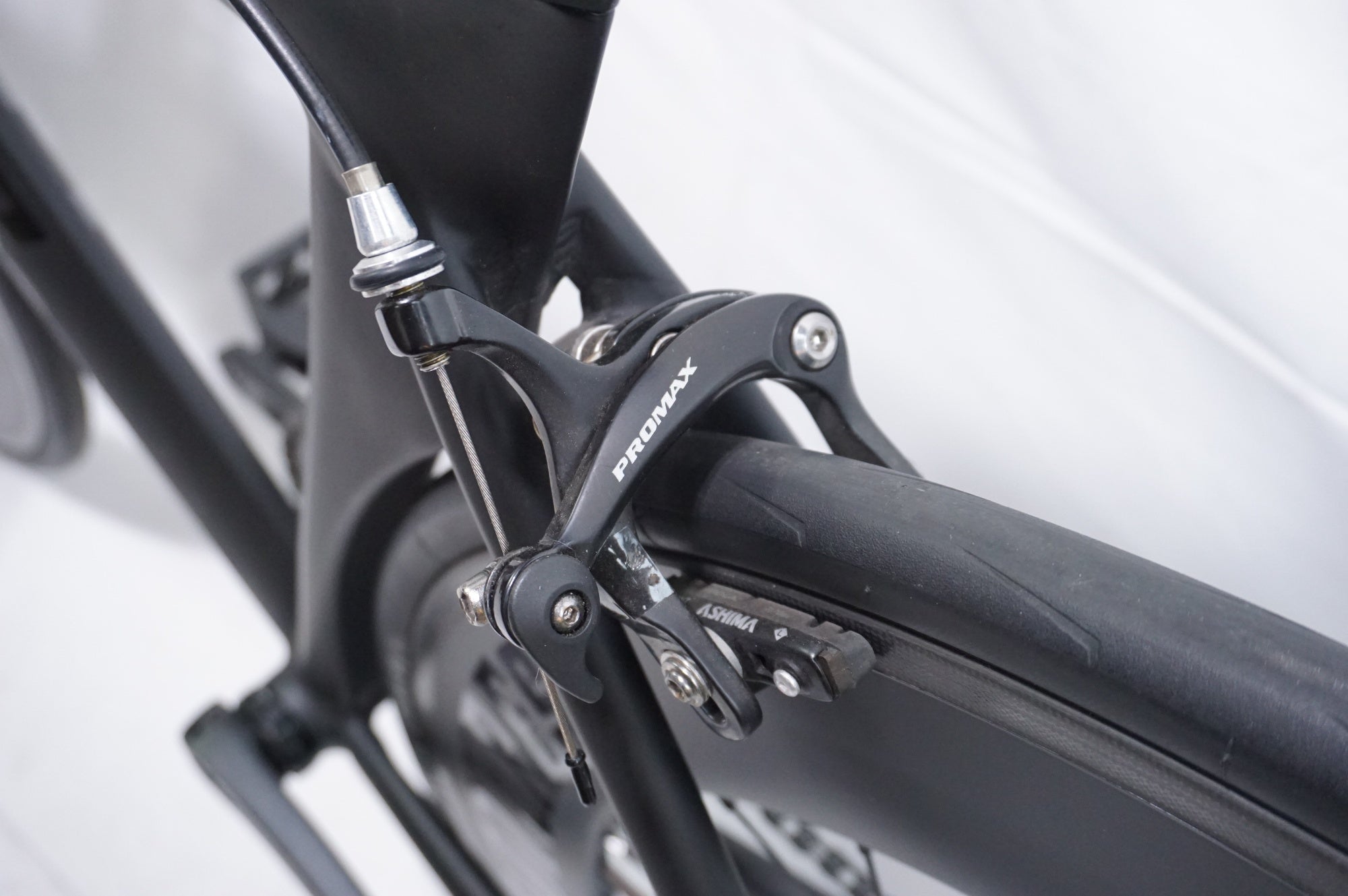 LEADER BIKE　「リーダー バイク」  725TR 2023年モデル カスタム ピストバイク / バイチャリ浦和ベース