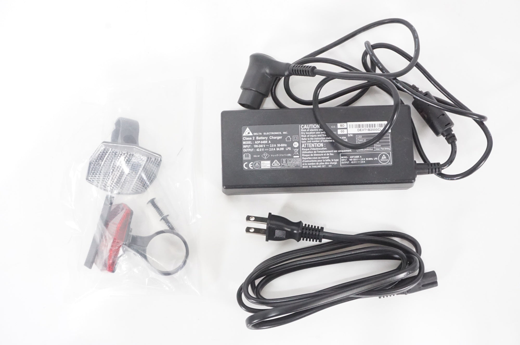 TREK 「トレック」 FX+2 2024年モデル 電動アシスト自転車 / AKIBA店