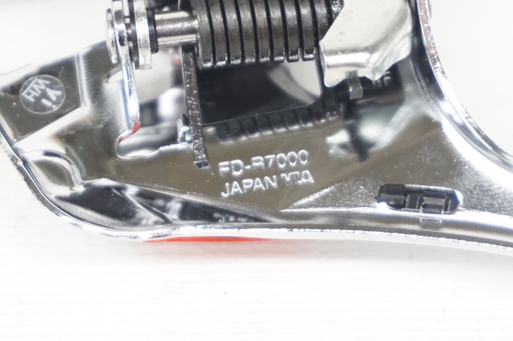 SHIMANO 「シマノ」 105 FD-R7000 フロントディレイラー / 阪急塚口店