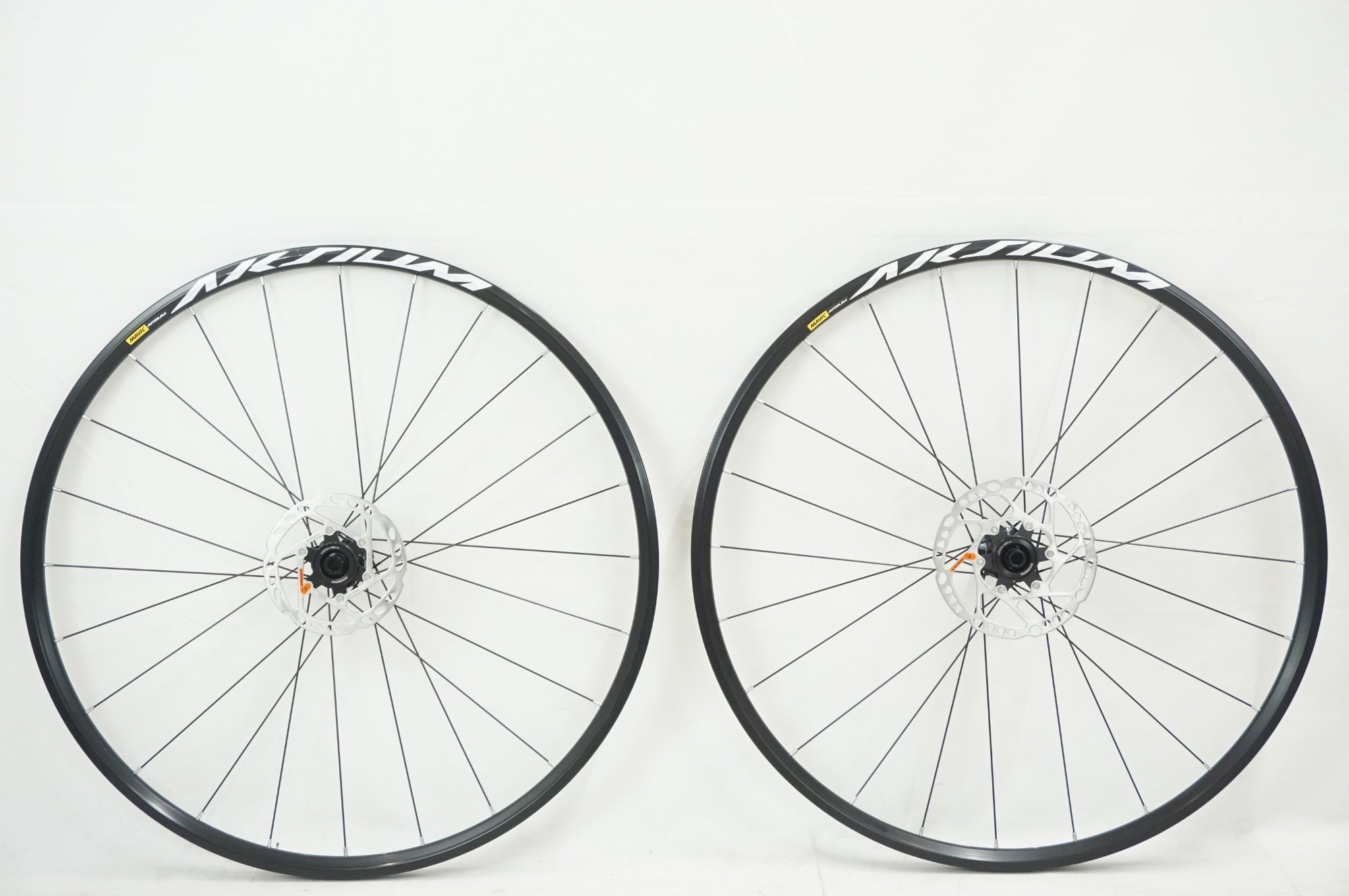 MAVIC 「マヴィック」 AKSIUM DISC シマノ11速 ホイールセット / 福岡店
