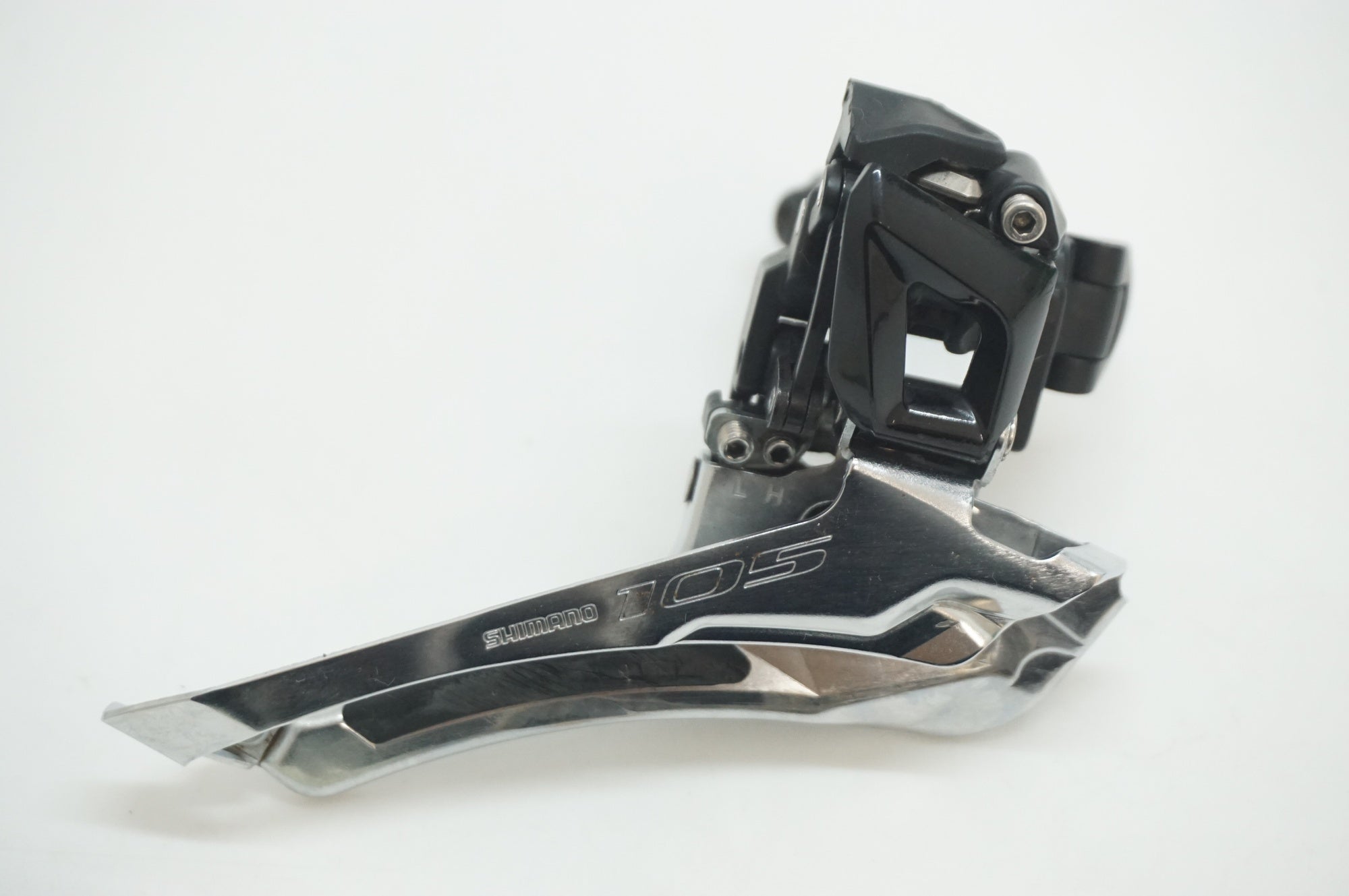 SHIMANO 「シマノ」 105 FD-5801 フロントディレイラー / 福岡店