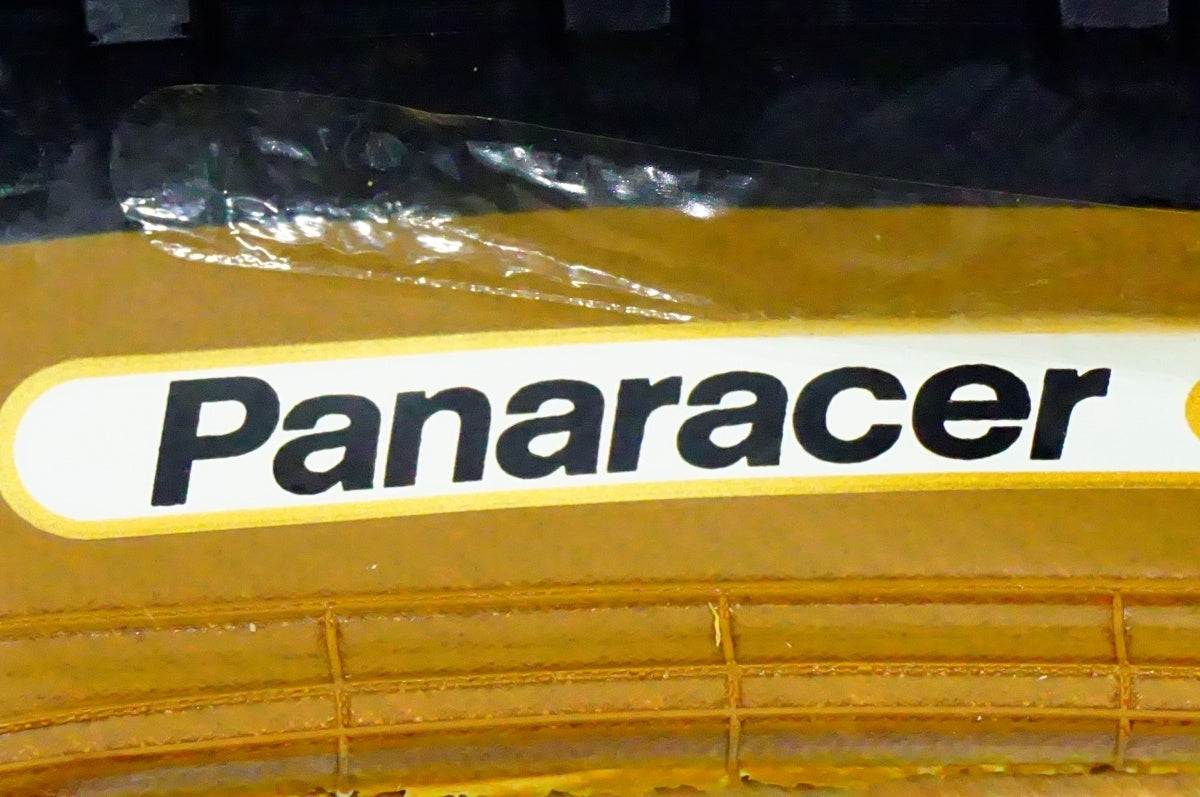 PANARACER 「パナレーサー」 GRAVELKING SK 700×43 タイヤ / 名古屋大須店