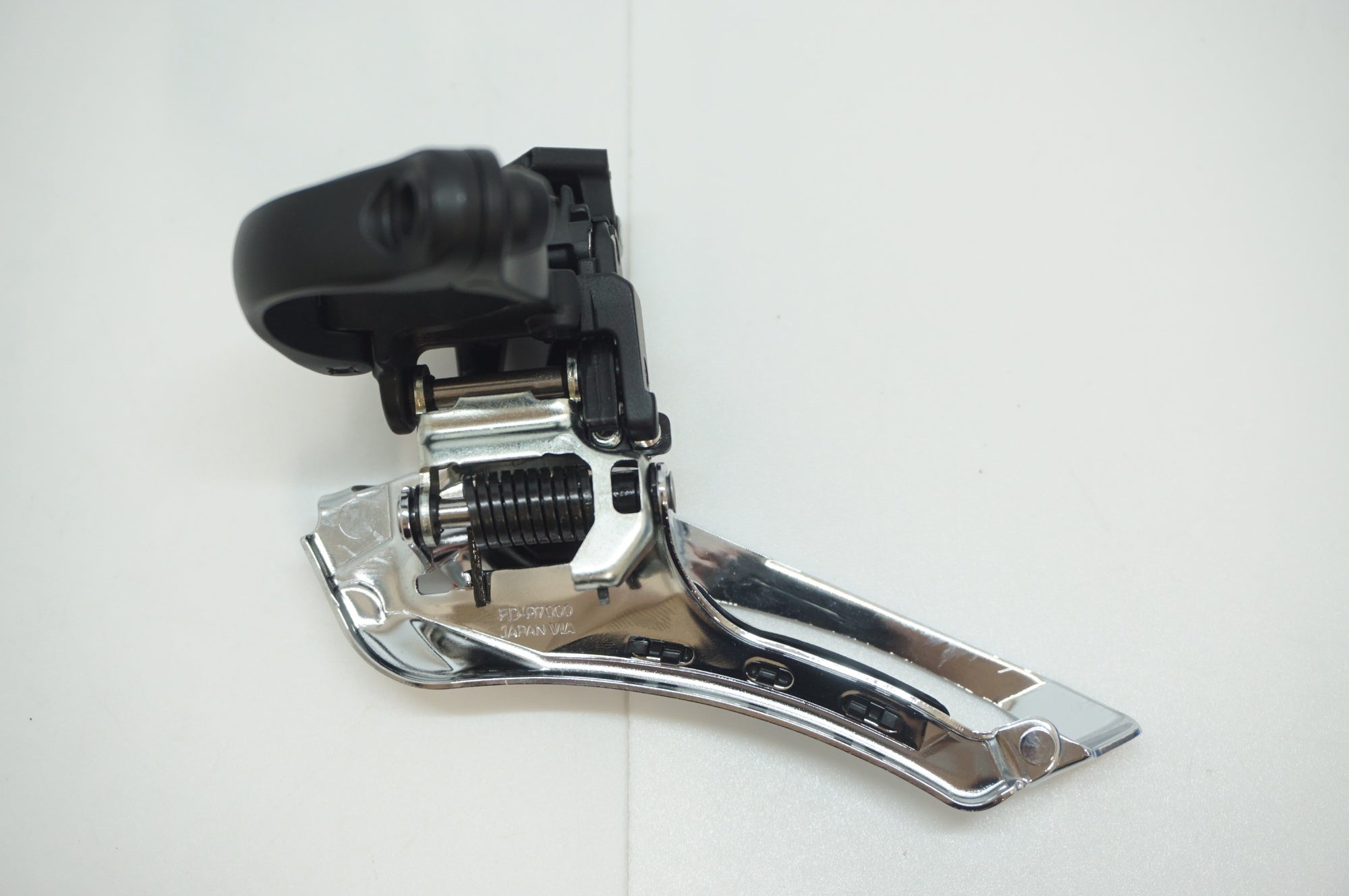 SHIMANO 「シマノ」 105 FD-R7000 フロントディレイラー / 福岡店