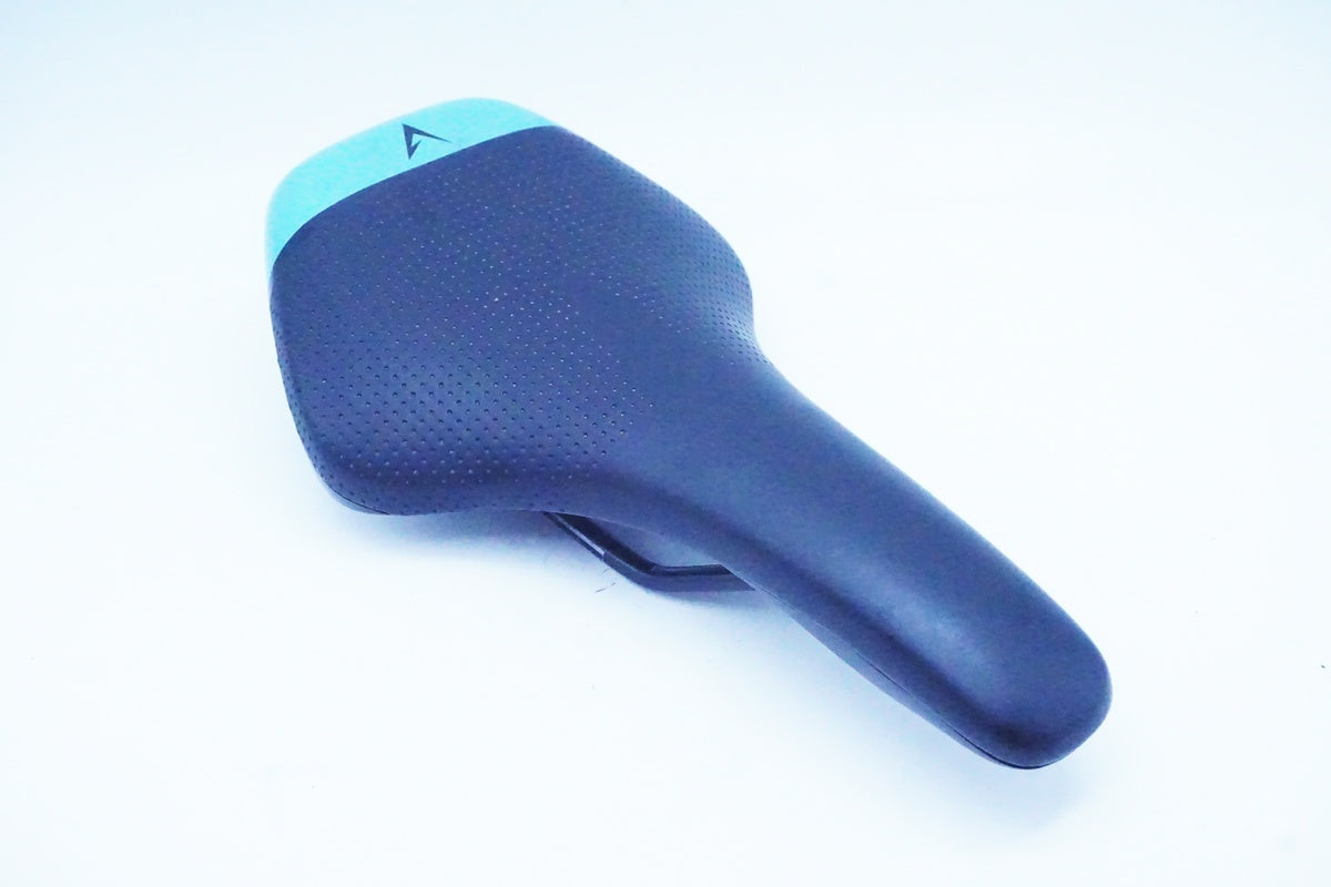 SELLE ROYAL「セラロイヤル」 サドル/ 京都西院店