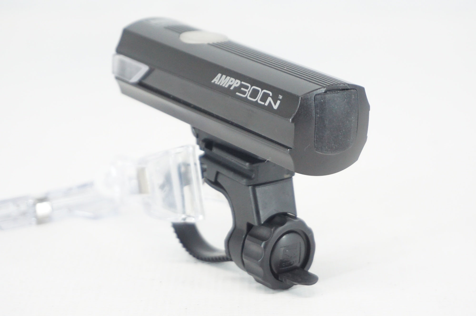 CATEYE 「キャットアイ」 AMPP300N フロントライト / 阪急塚口店