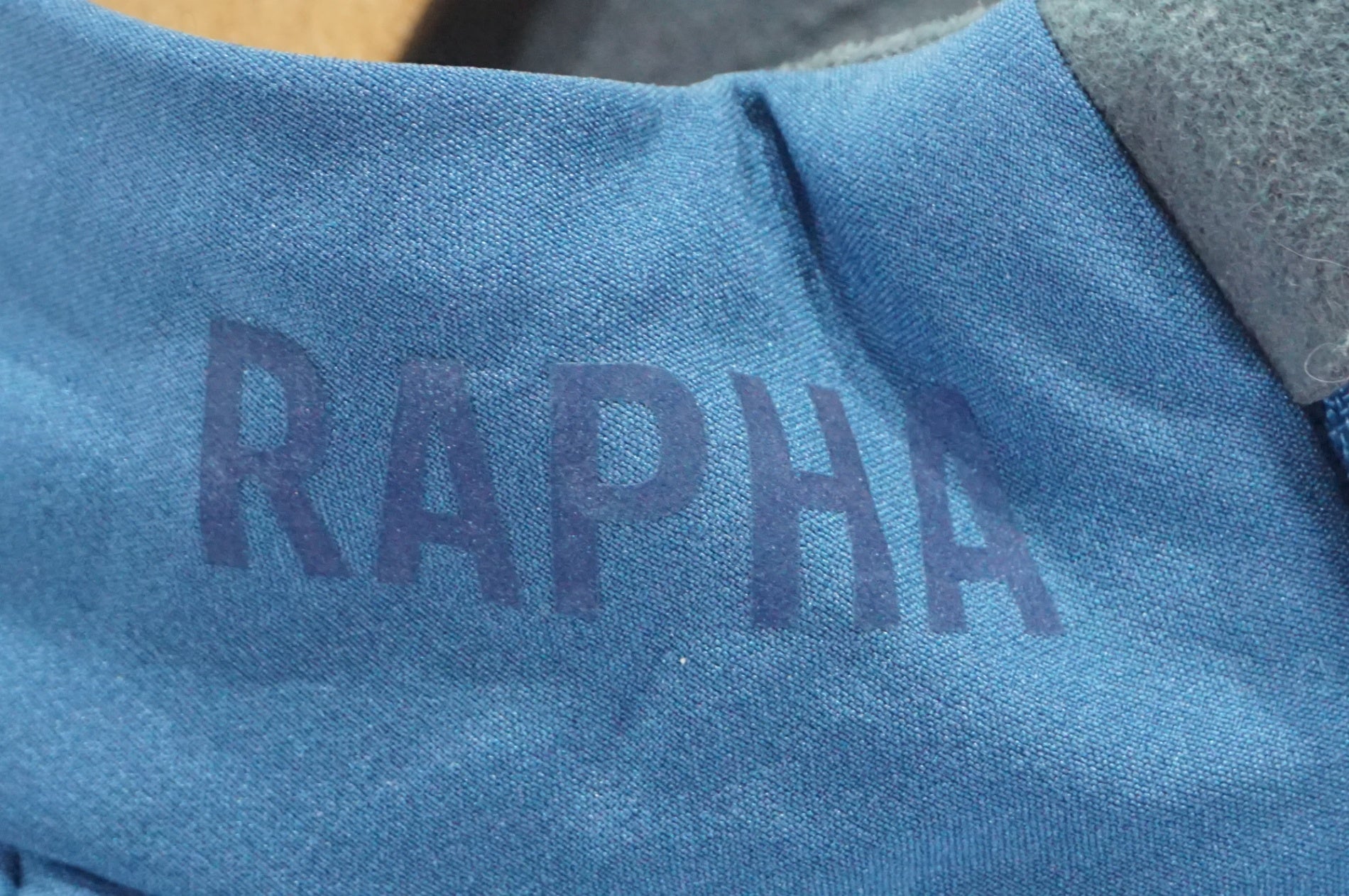 RAPHA 「ラファ」 Mサイズ 裏起毛長袖ジャージ / AKIBA店