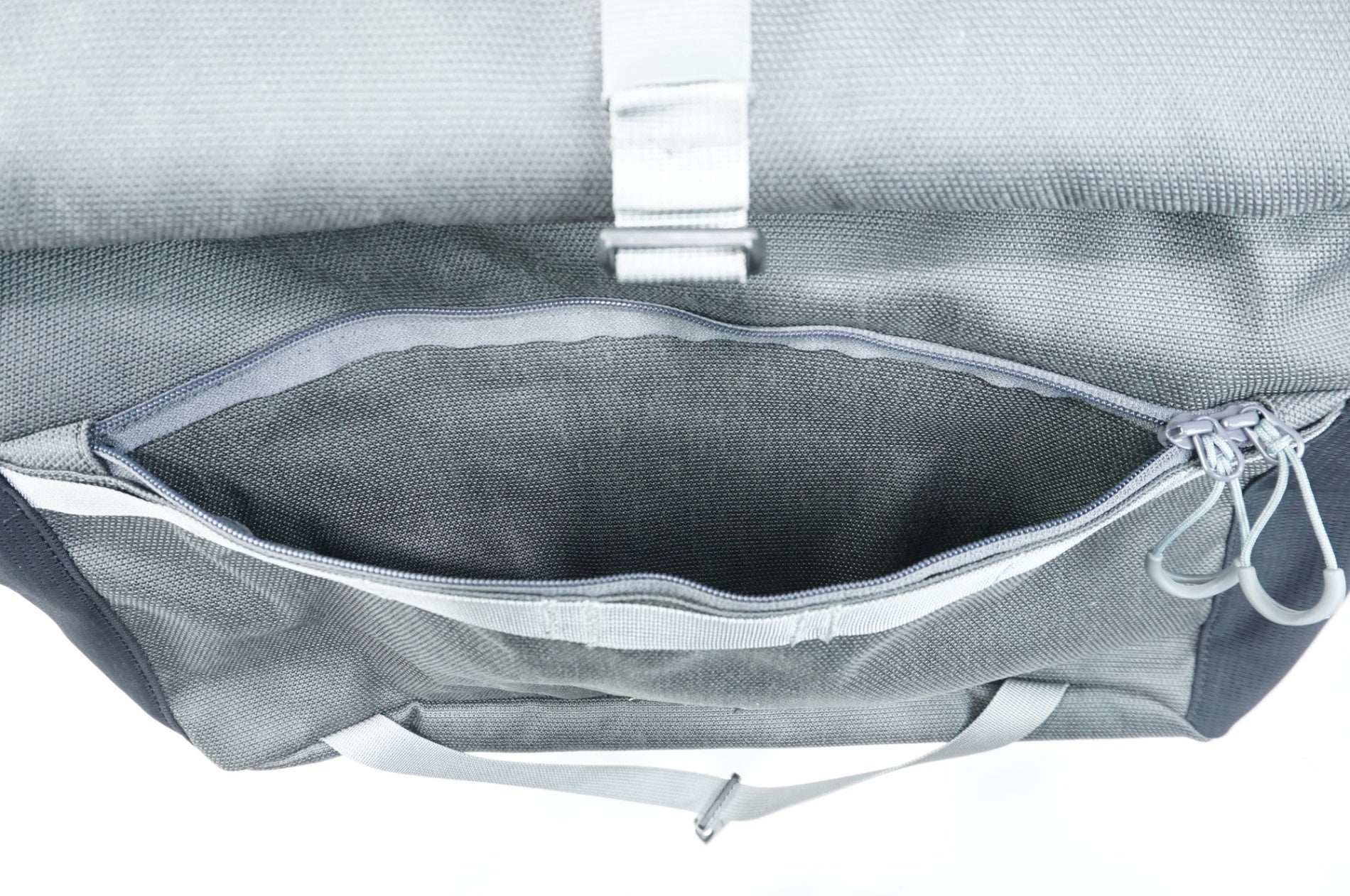 BROMPTON 「ブロンプトン」 ROLL TOP BAG フロントバッグ / 中目黒店