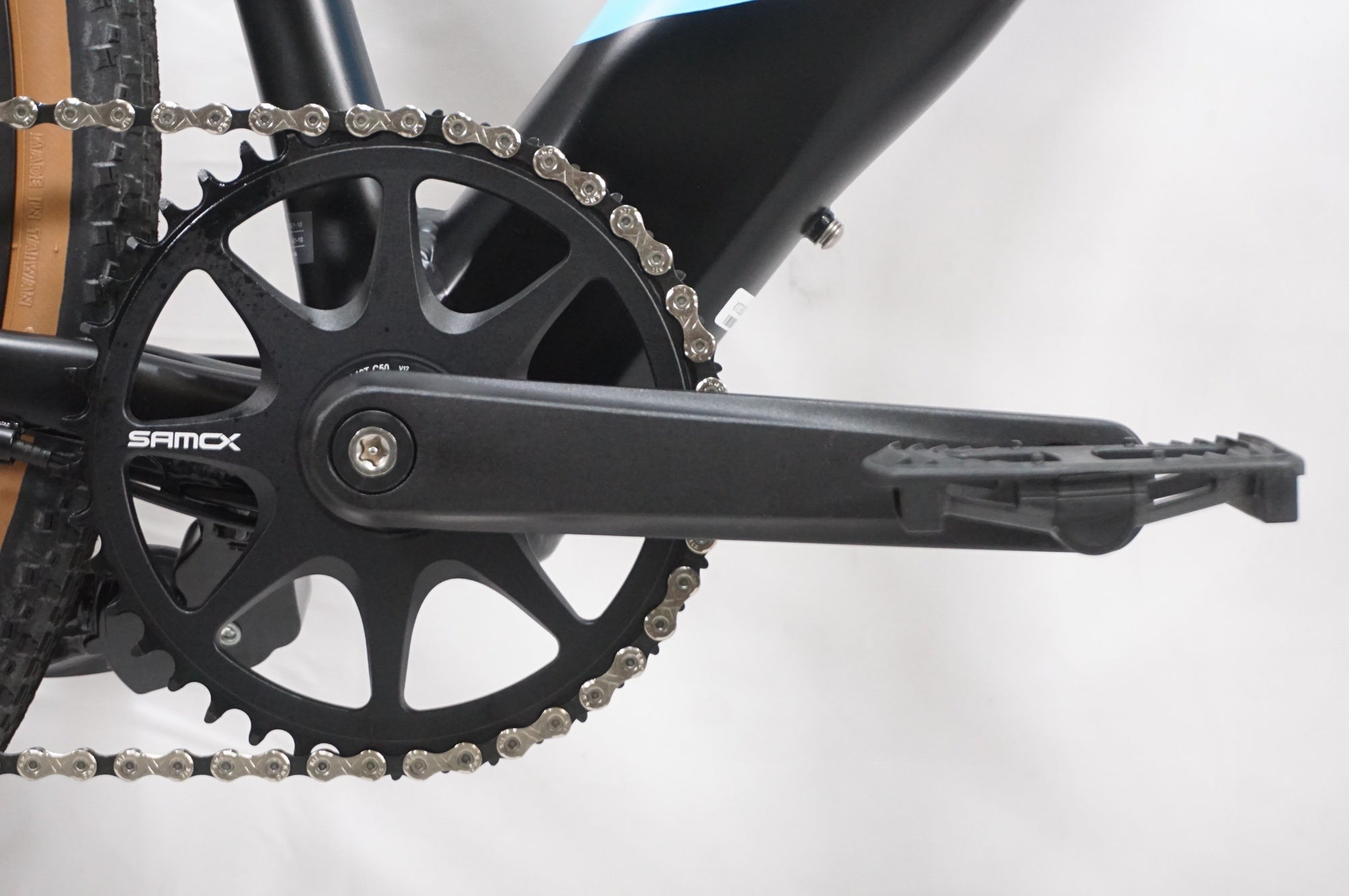 BESV 「ベスビー」 JG1 2025年モデル E-BIKE / AKIBA店