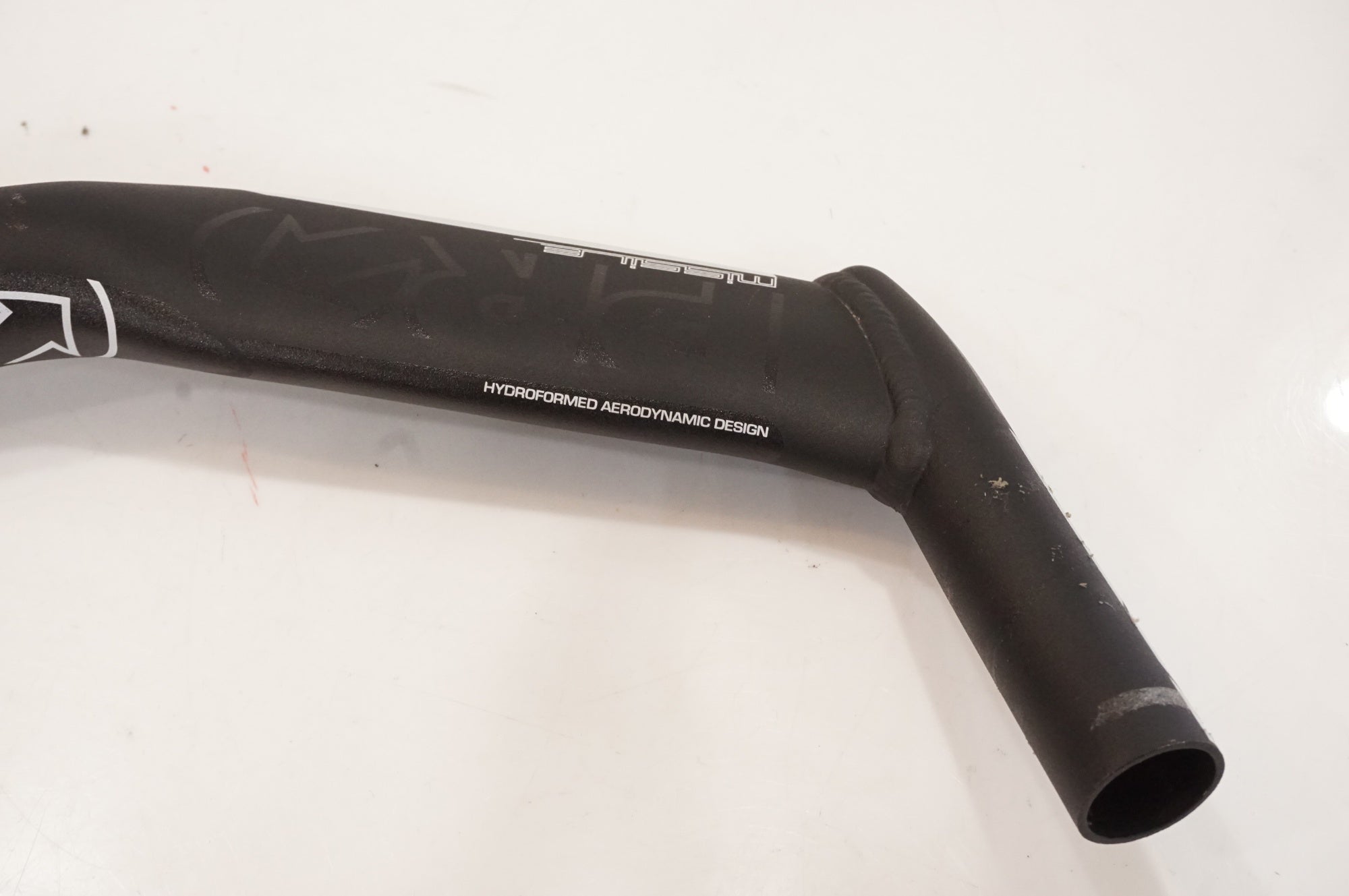 SHIMANO 「シマノ」 PRO MISSILE φ31.8 400mm ベースバー ハンドル / 大宮店