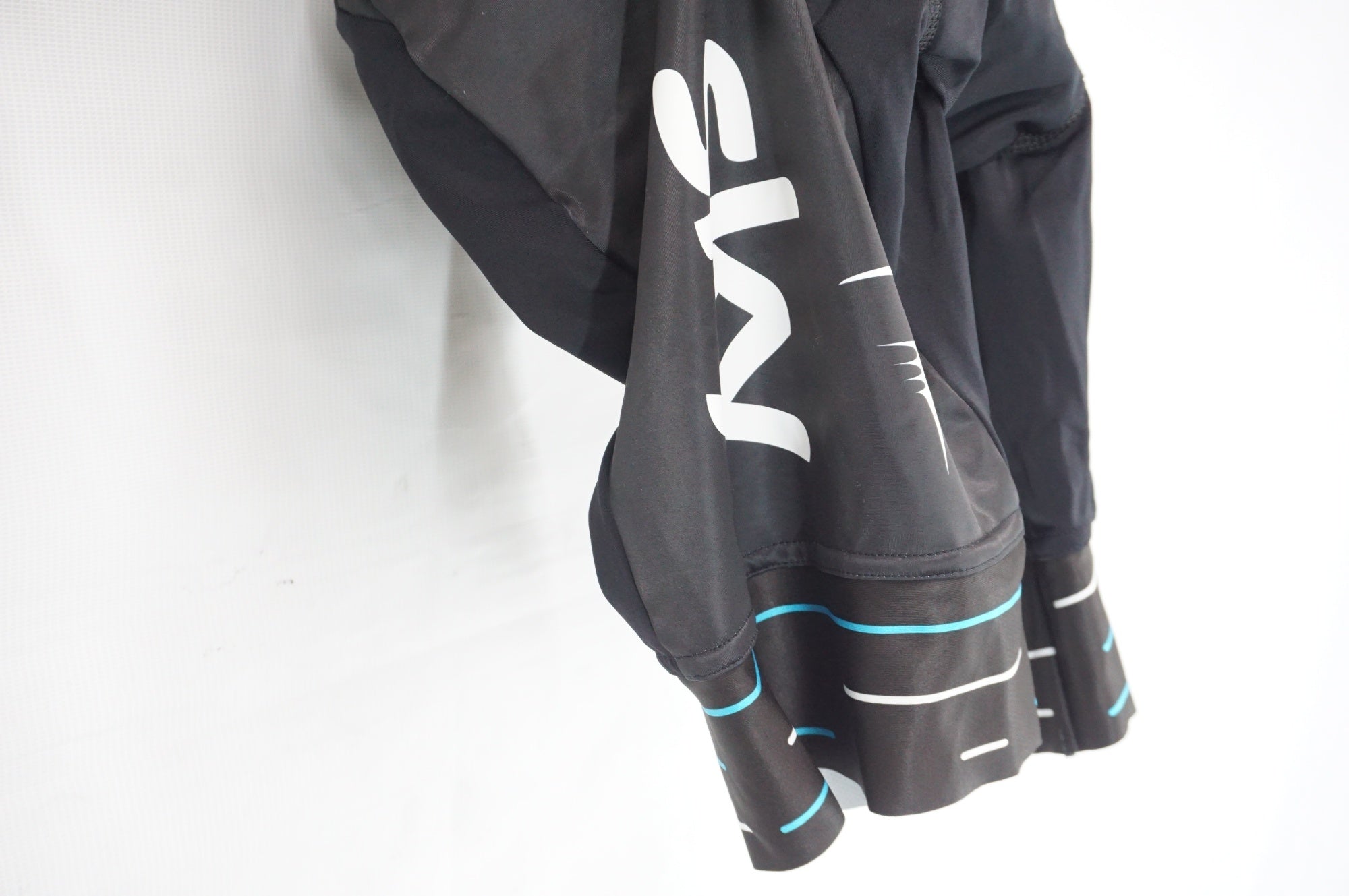 【未使用】CASTELLI ビブショーツ Sサイズ ブラック/ブルー CASTELLI ( カステリ ) ビブショーツ FREE AERO RACE S BIBSHORT