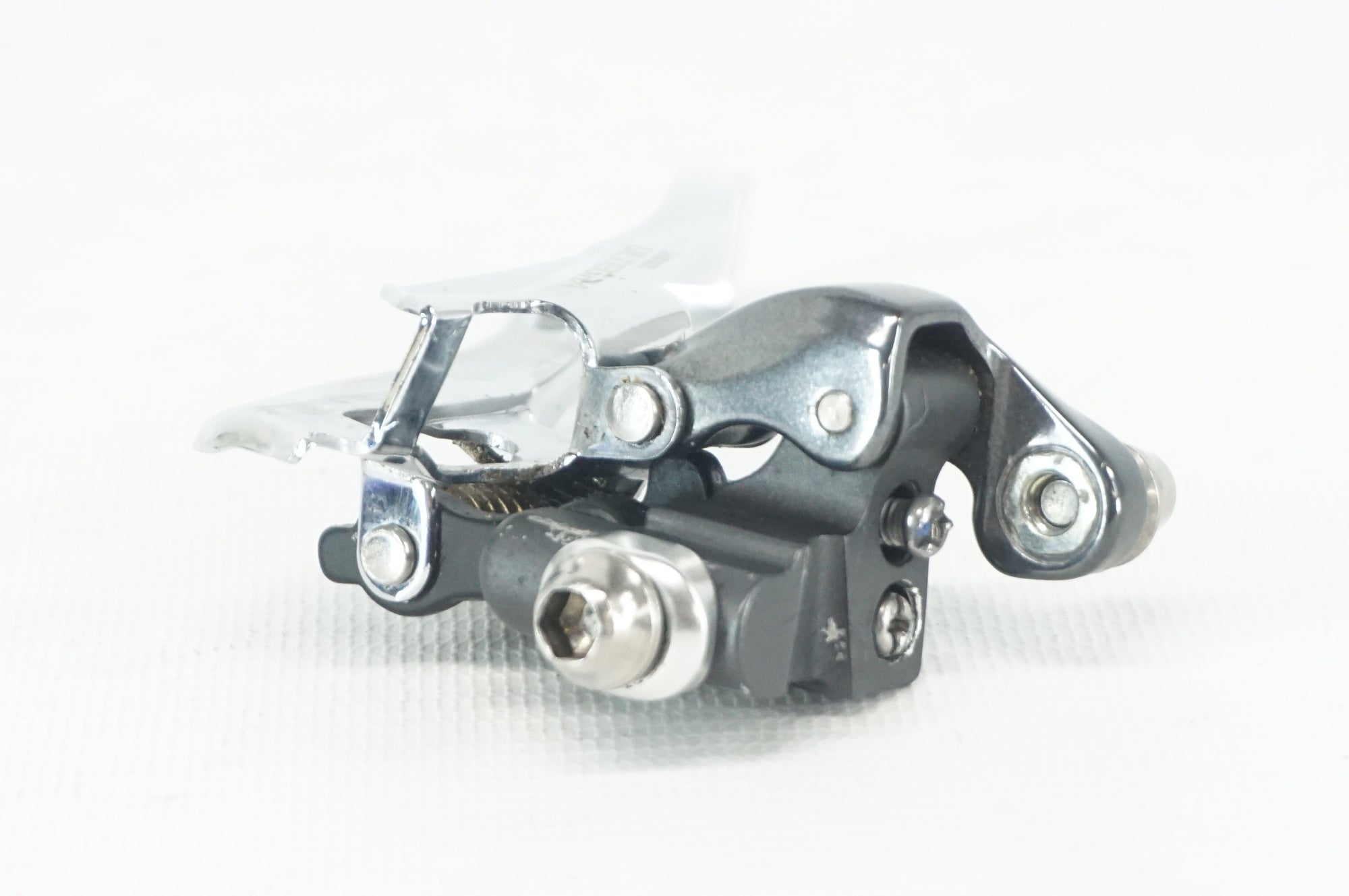 SHIMANO 「シマノ」 ULTEGRA FD-6700 フロントディレイラー / 阪急塚口店