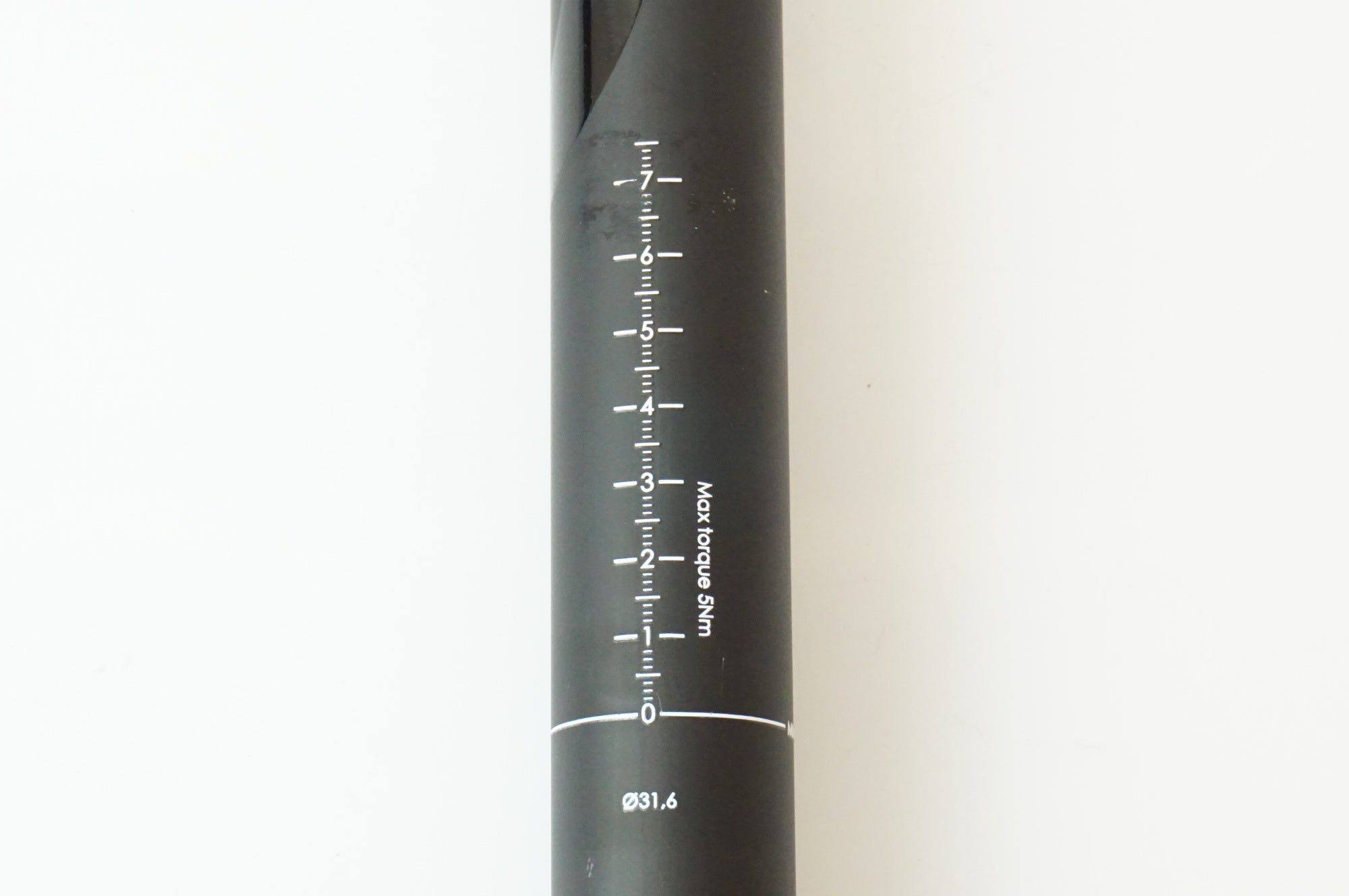 3T 「スリーティー」 STYLUS 0 LTD φ31.6 350mm シートポスト / 浜松店