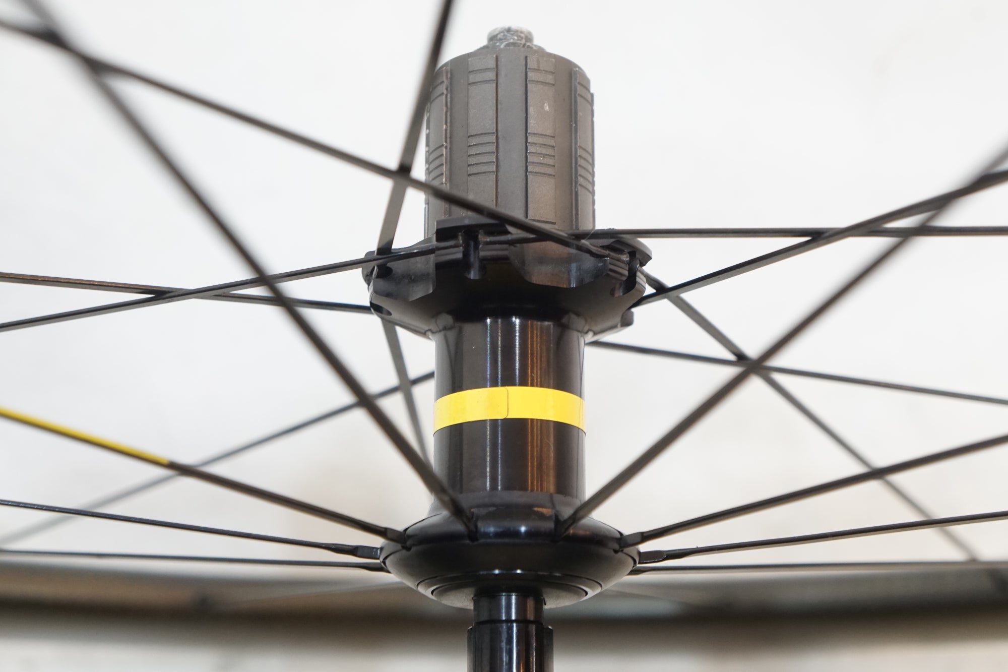 MAVIC 「マビック」 COSMIC PRO CARBON UST シマノ11速 ホイールセット / バイチャリ浦和ベース