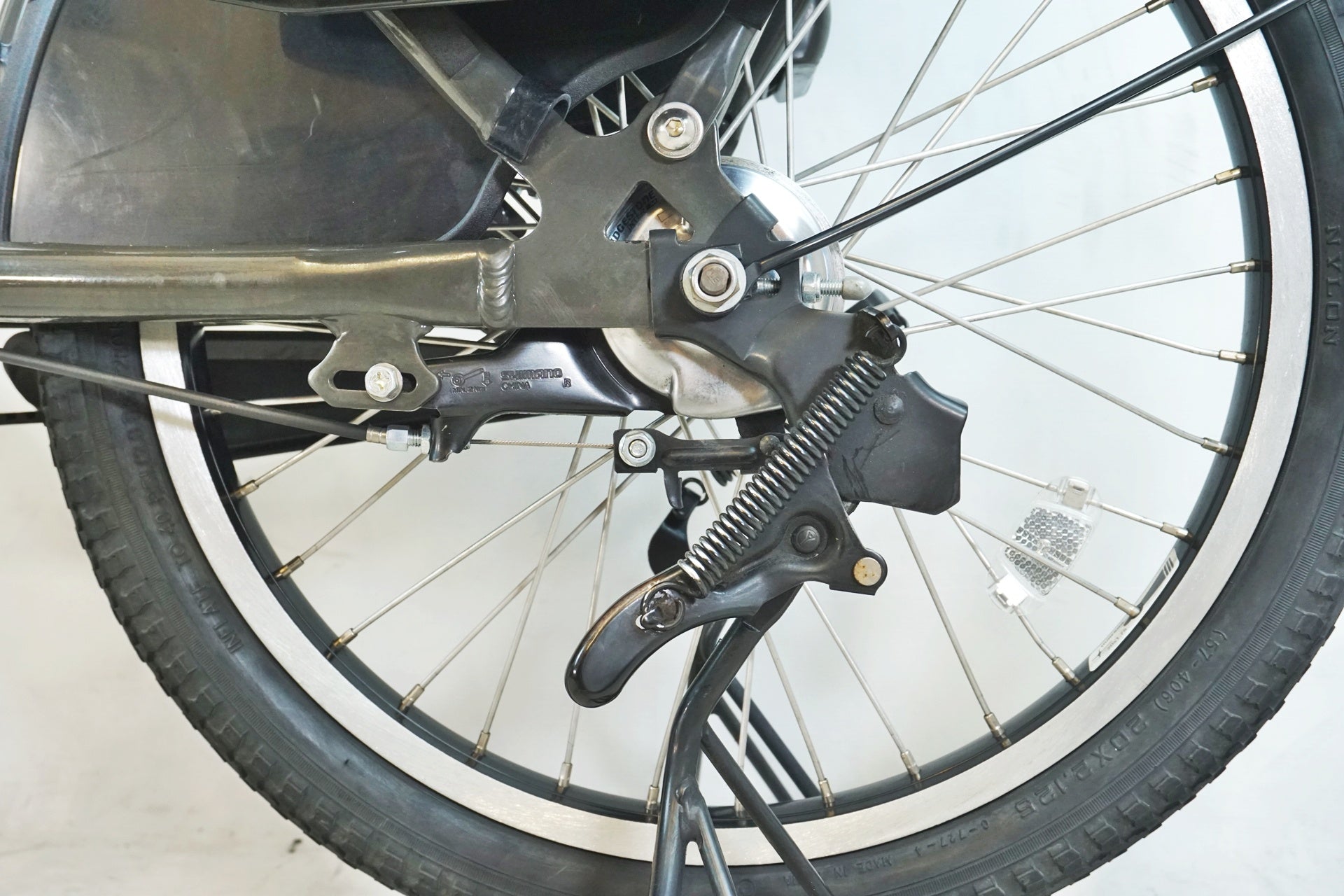 BRIDGESTONE 「ブリヂストン」 BIKKE MOB BB BM0B43 2023年モデル 20インチ 電動アシスト自転車 / 有明ガーデン店