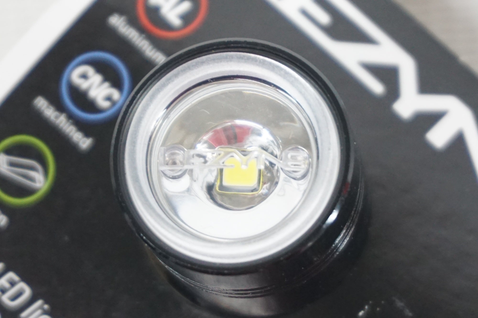 LEZYNE 「レザイン」 FEMTO DRIVE ライトセット / 阪急塚口店