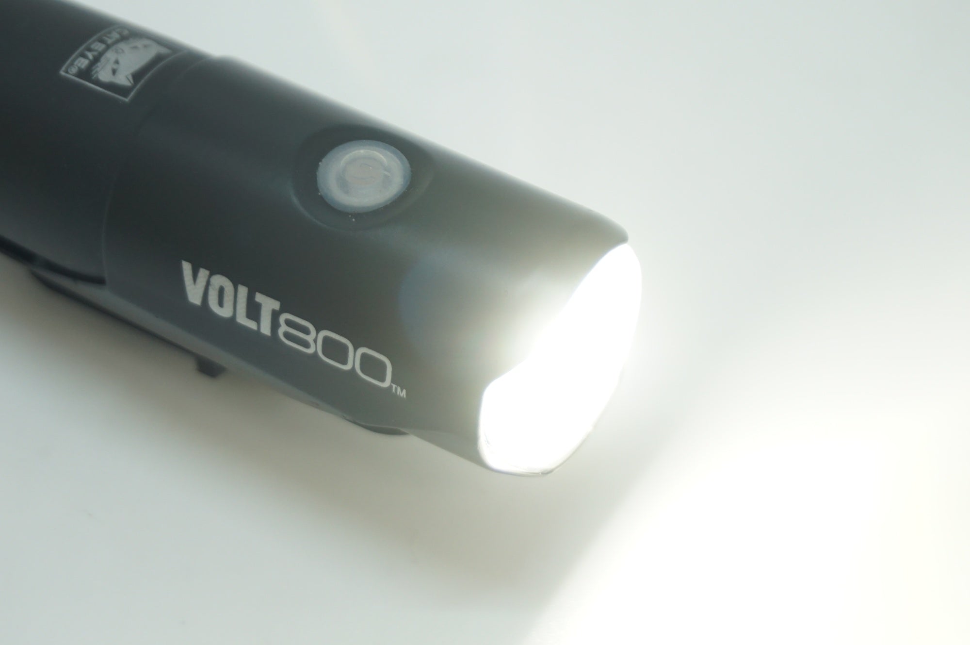 CATEYE 「キャットアイ」 VOLT800 フロントライト / 福岡店
