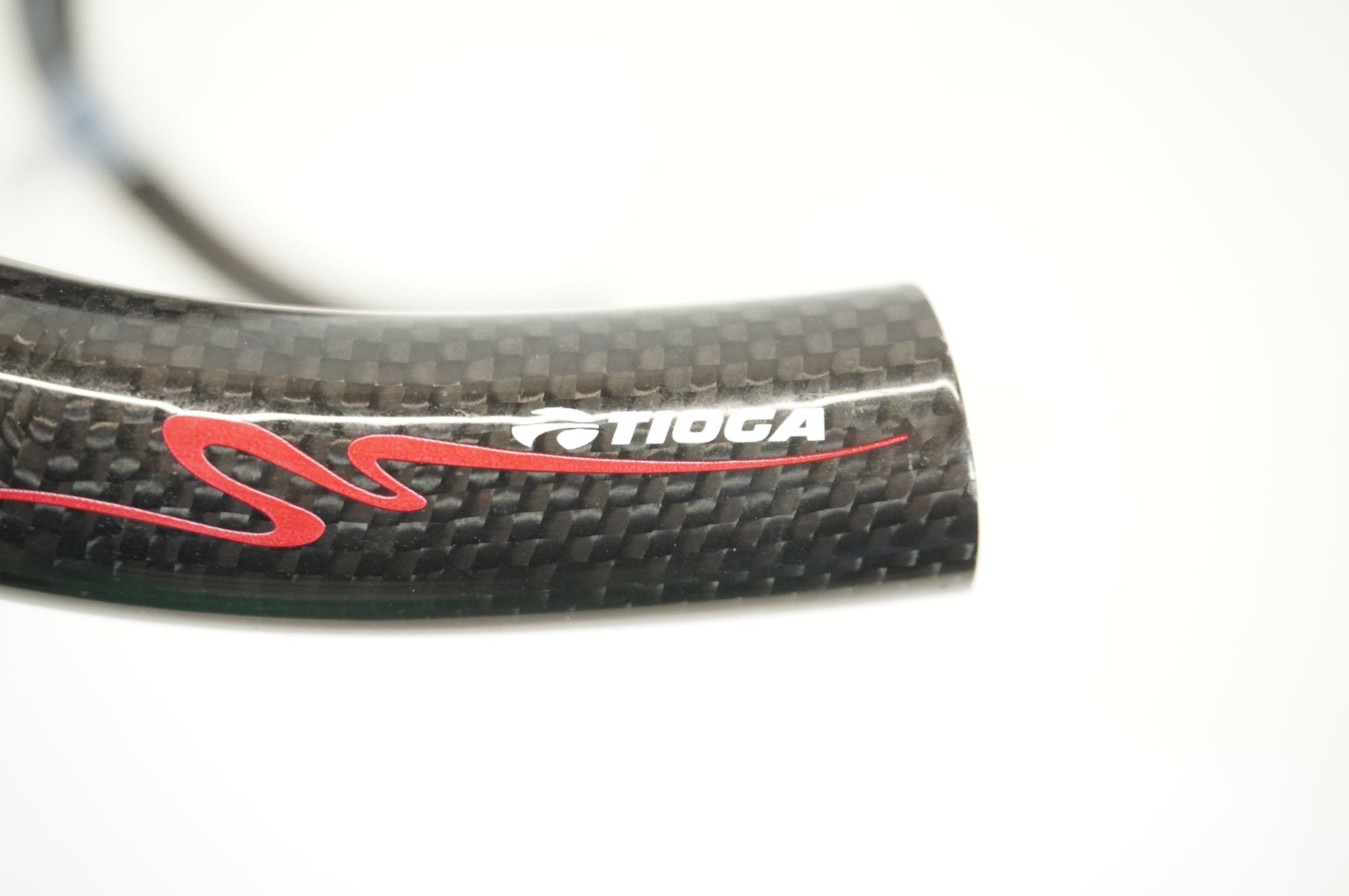 TIOGA 「タイオガ」 CARBON φ31.8 400mm ハンドル / 宇都宮店