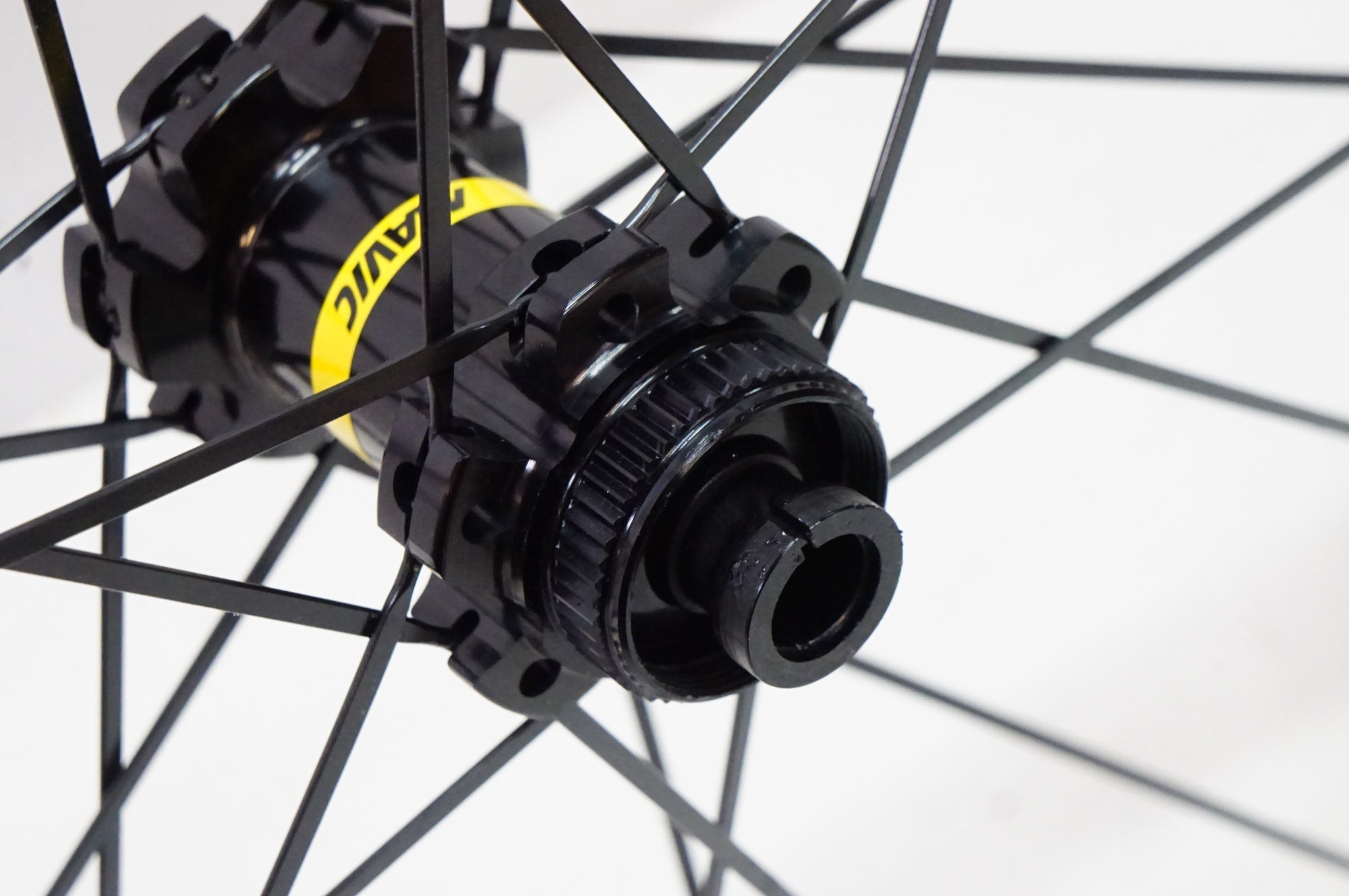 MAVIC 「マヴィック」 COSMIC PRO CARBON UST DISC シマノ 11速 ホイールセット / 熊谷本店