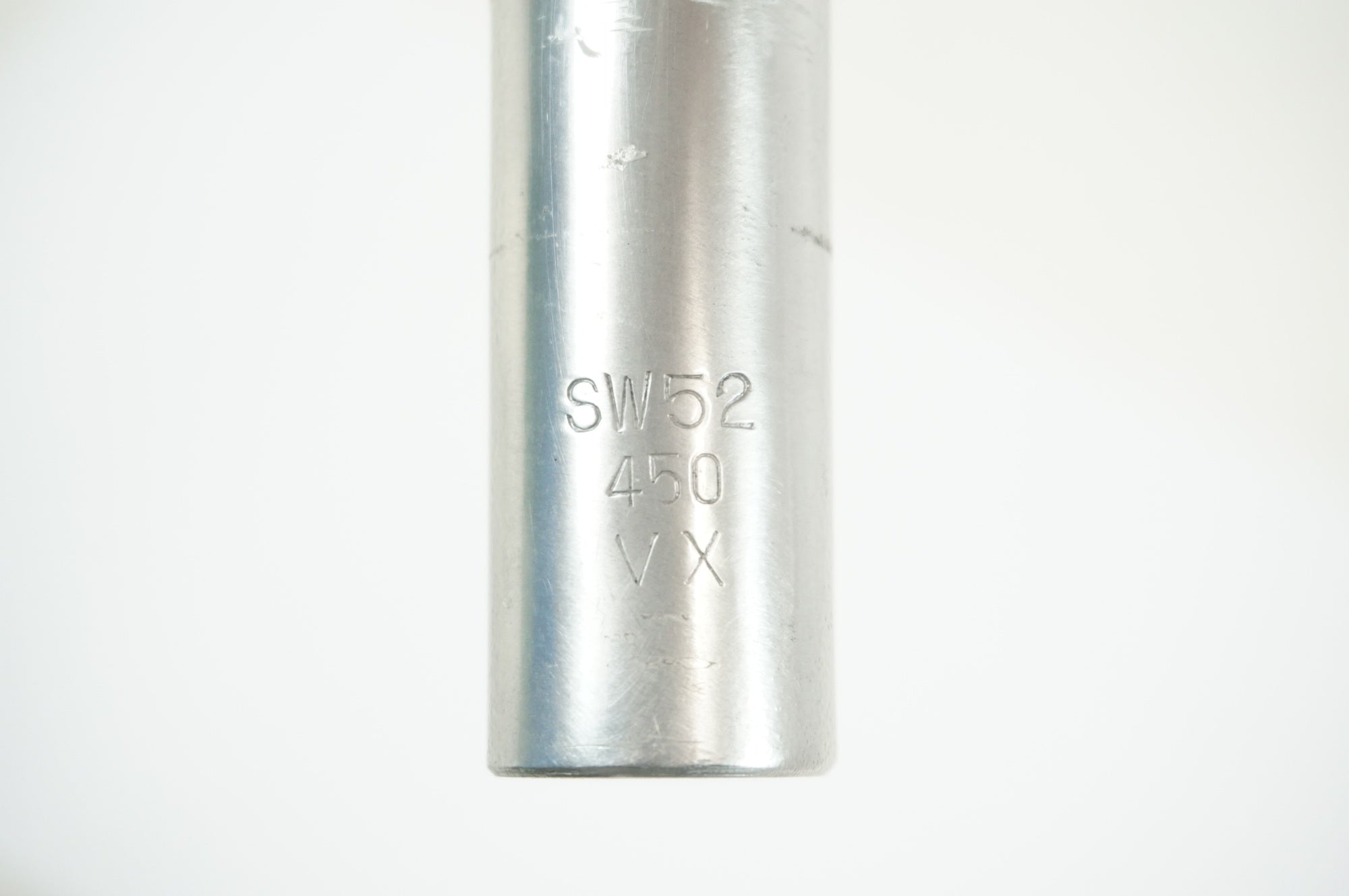 SIMWORKS 「シムワークス」 NITTO SW52 φ31.8 450mm ハンドル / 宇都宮