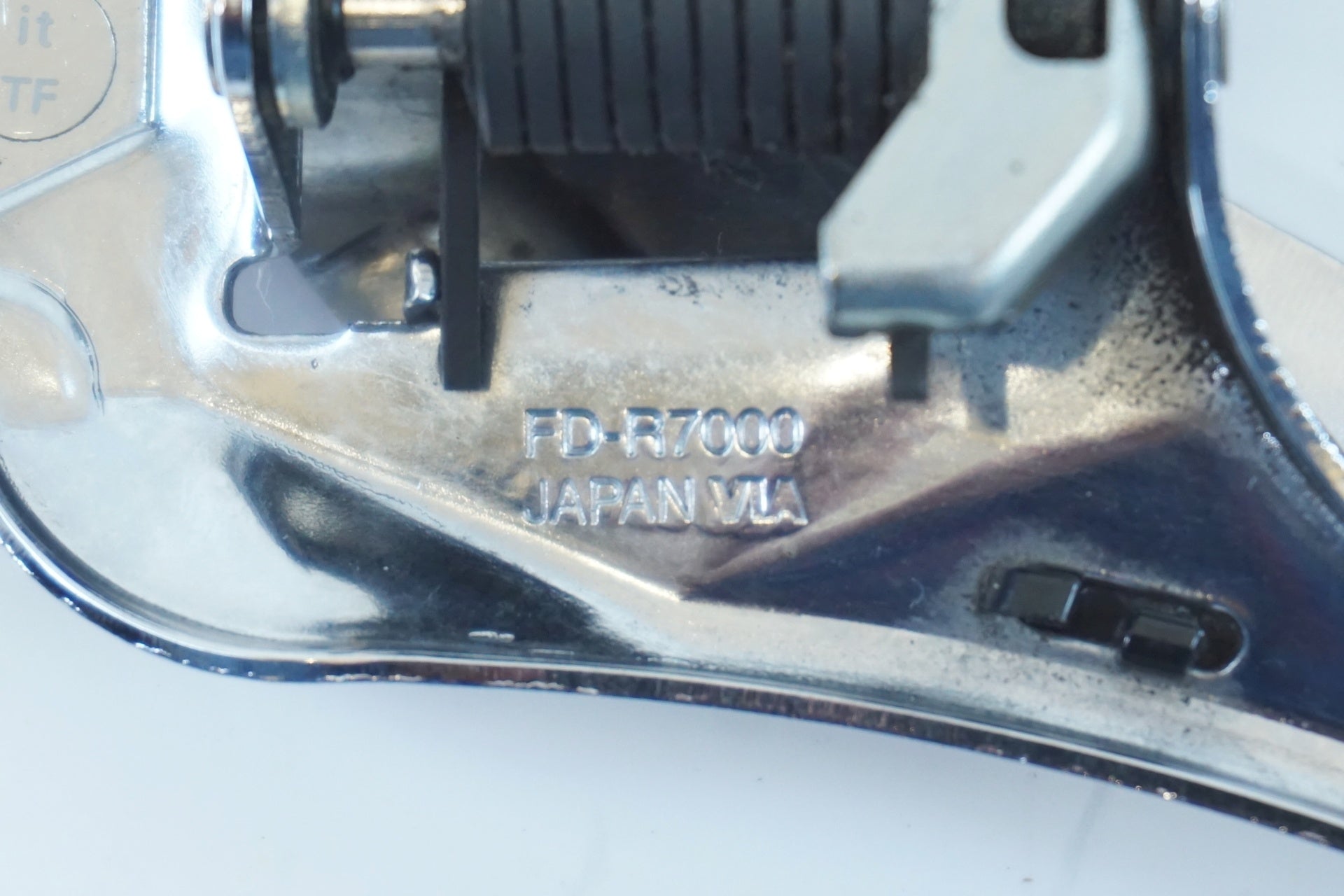 SHIMANO 「シマノ」 105 FD-R7000 フロントディレイラー / 有明ガーデン店